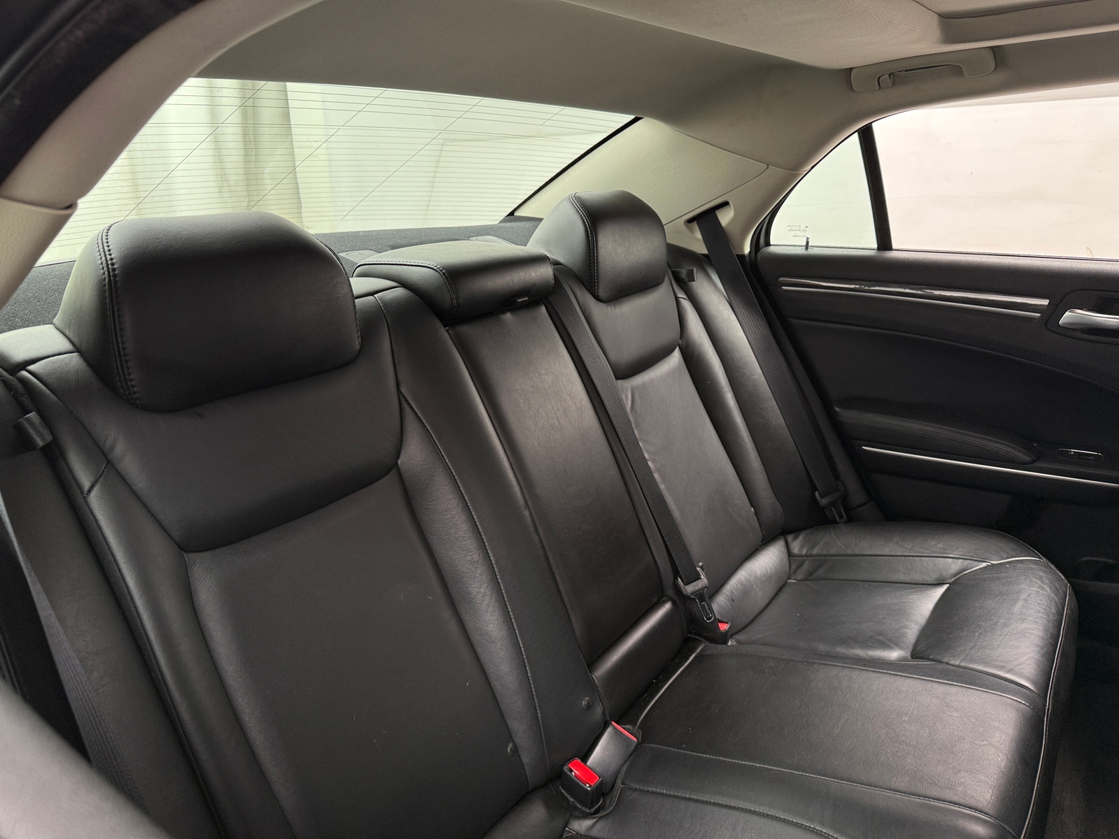 Thumbnail: 2018 Chrysler 300 - 6