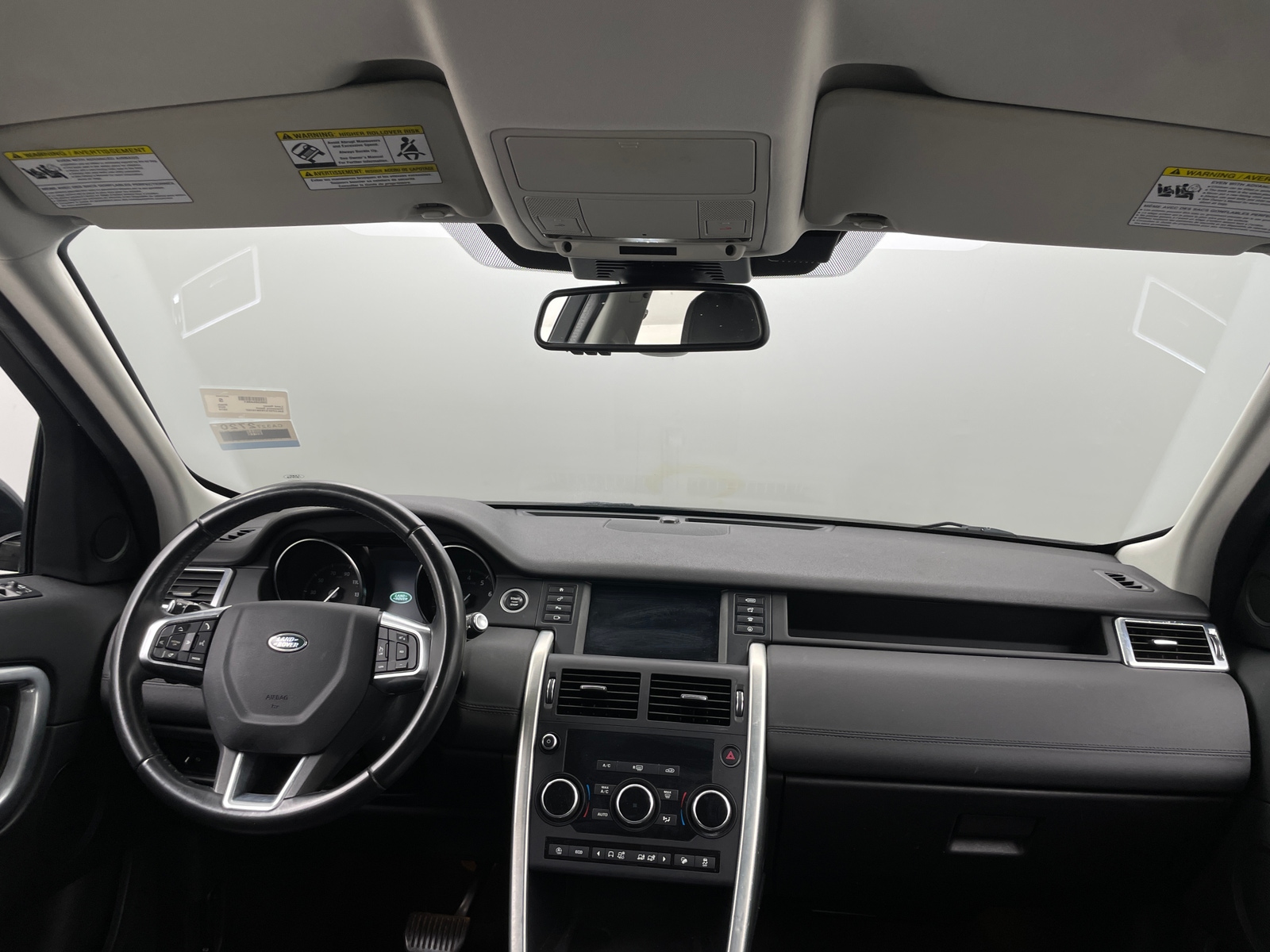 Thumbnail: 2019 Land Rover Discovery Sport - 2
