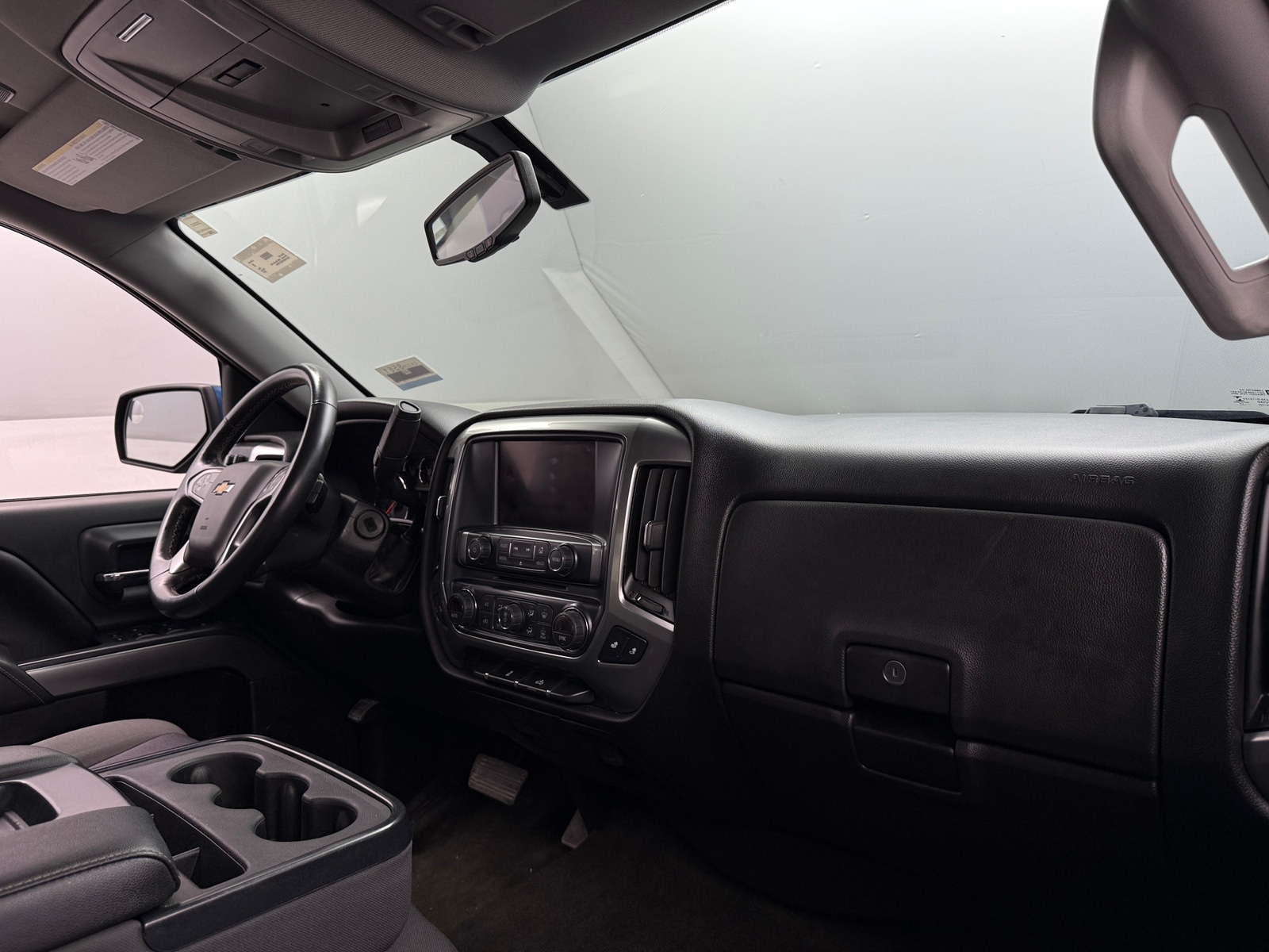Thumbnail: 2017 Chevrolet Silverado 1500 - 3