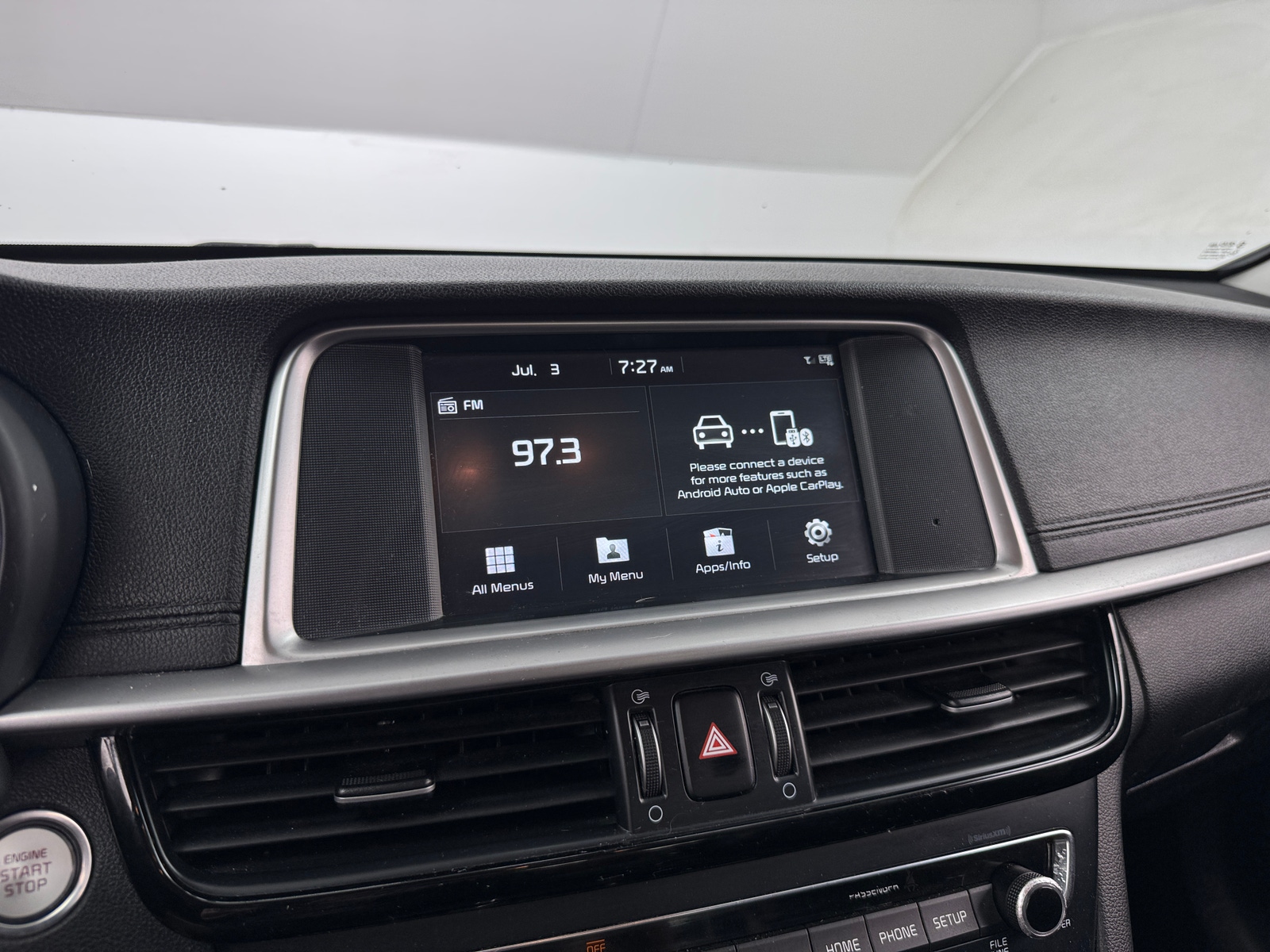 Thumbnail: 2019 Kia Optima - 3