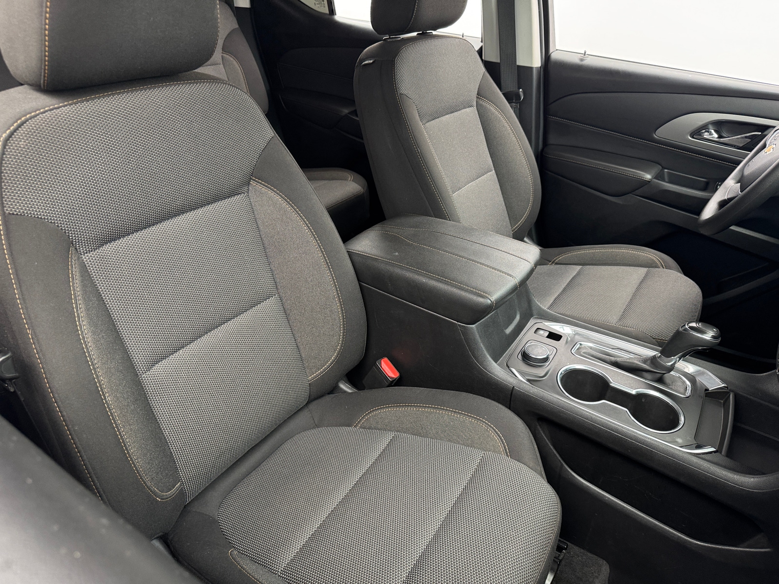 Thumbnail: 2020 Chevrolet Traverse - 2
