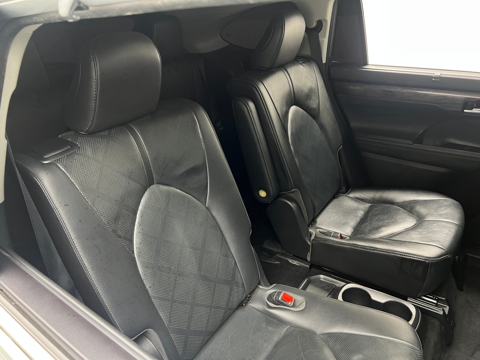 Thumbnail: 2020 Toyota Highlander - 5