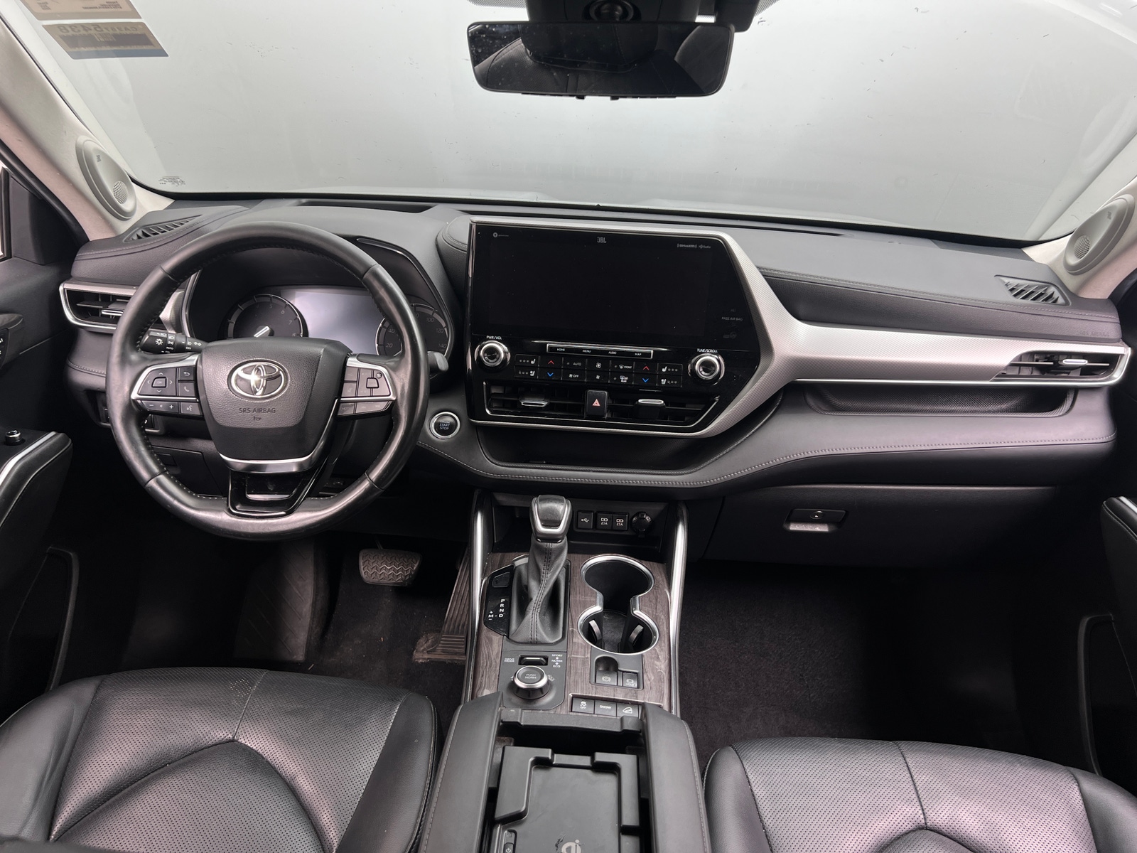 Thumbnail: 2020 Toyota Highlander - 2