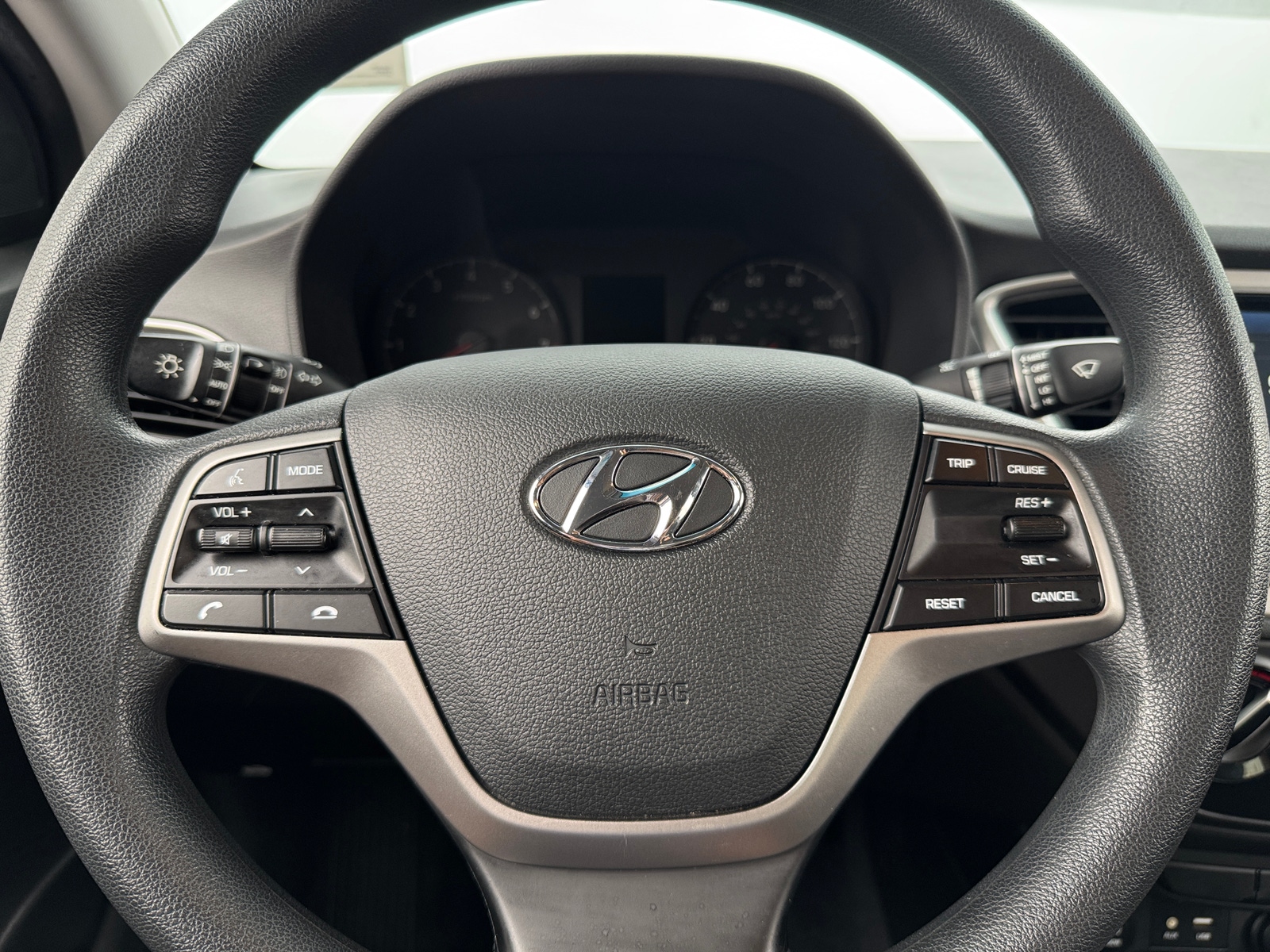 Thumbnail: 2021 Hyundai Accent - 5