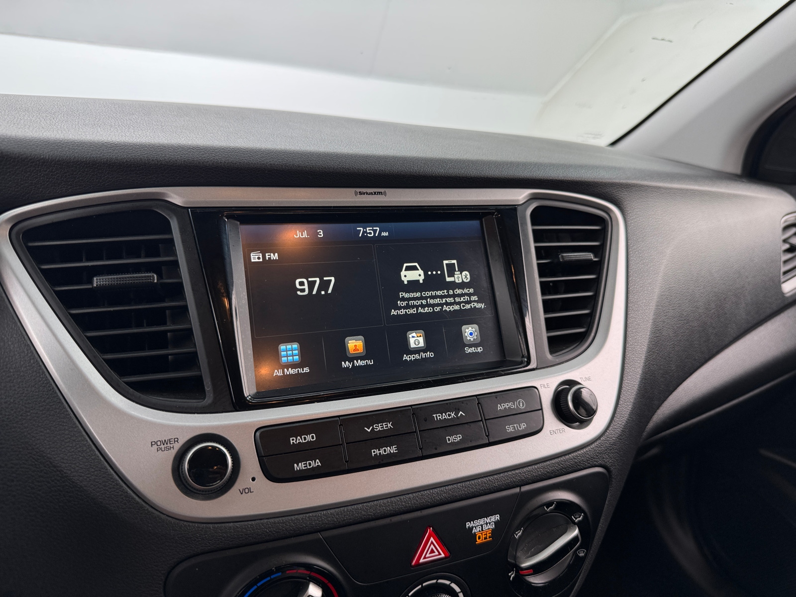 Thumbnail: 2021 Hyundai Accent - 4