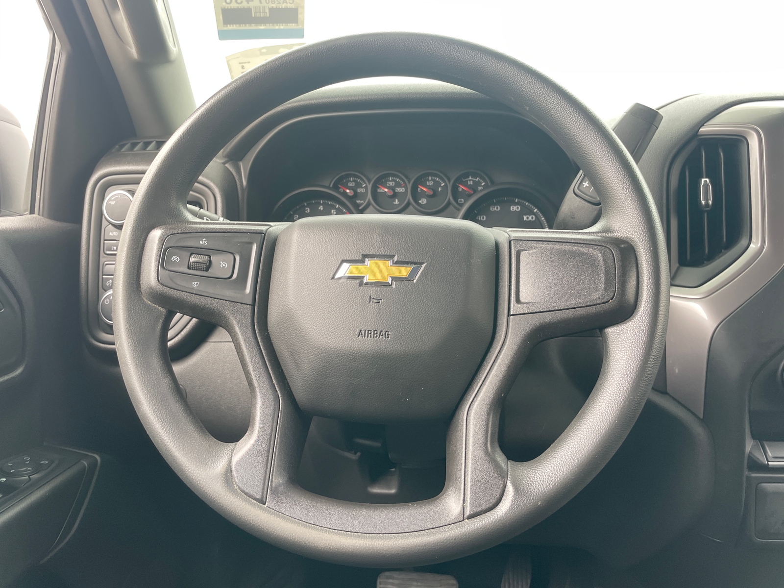 Thumbnail: 2020 Chevrolet Silverado 1500 - 5
