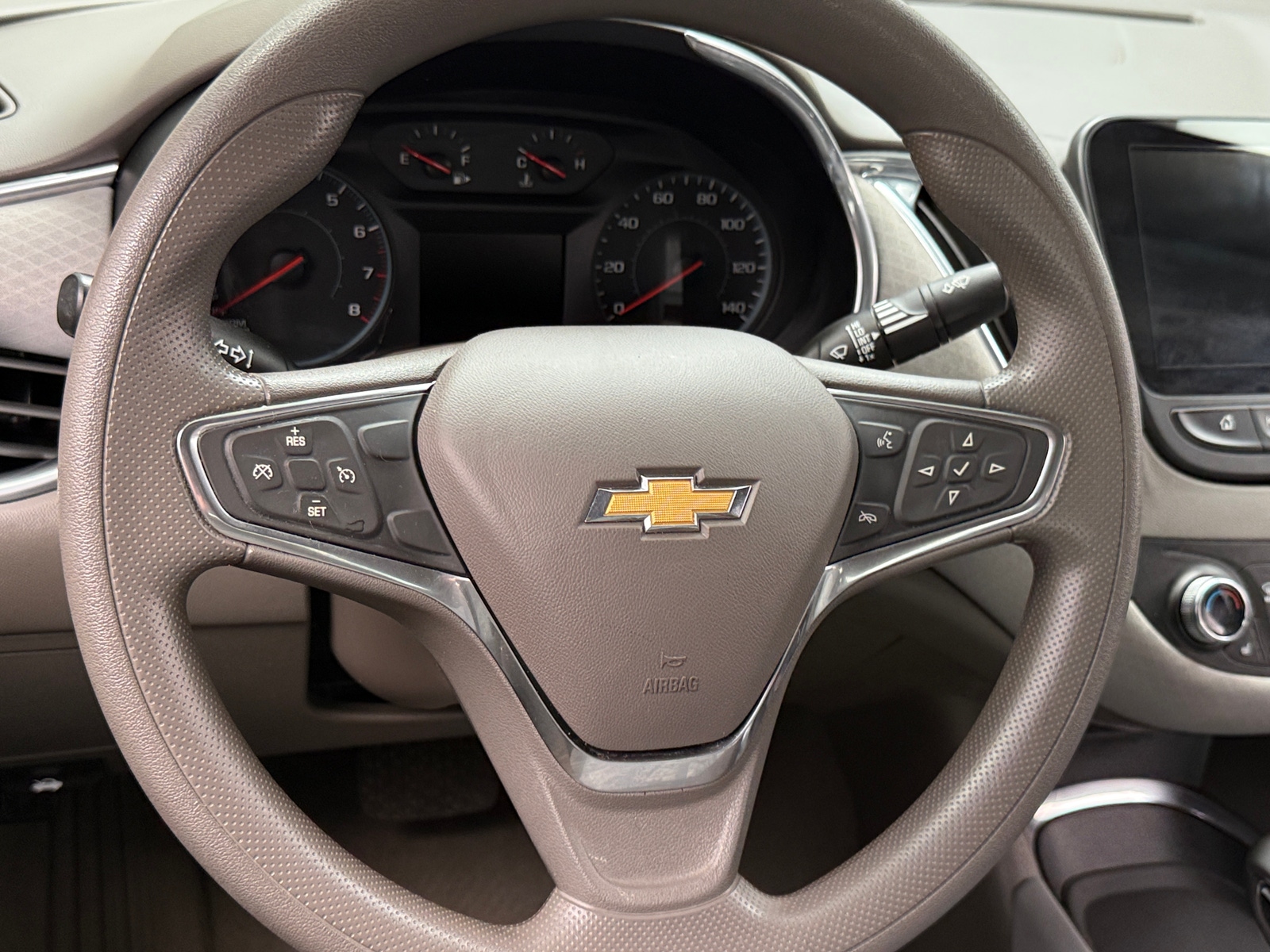 Thumbnail: 2021 Chevrolet Malibu - 5