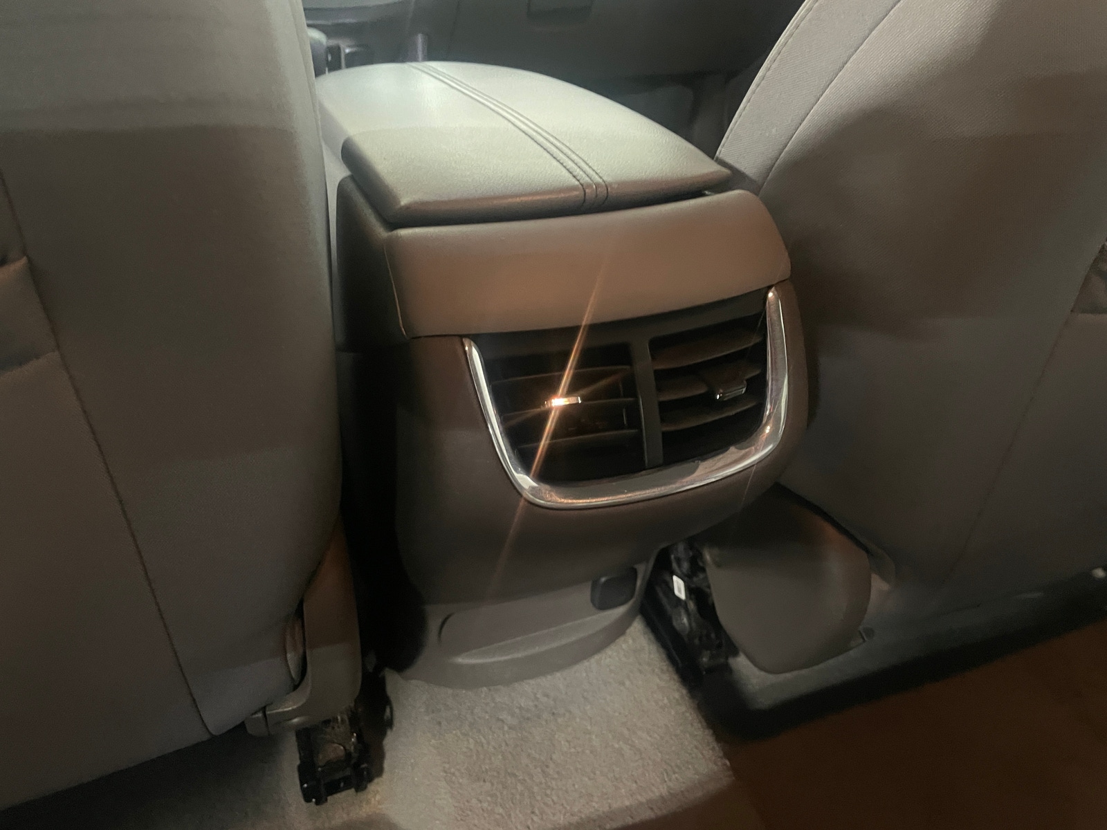 Thumbnail: 2021 Chevrolet Malibu - 4