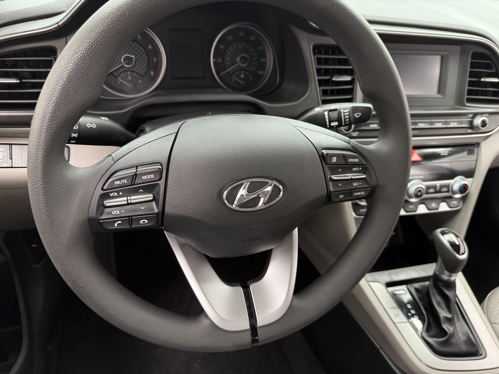 Thumbnail: 2020 Hyundai Elantra - 5