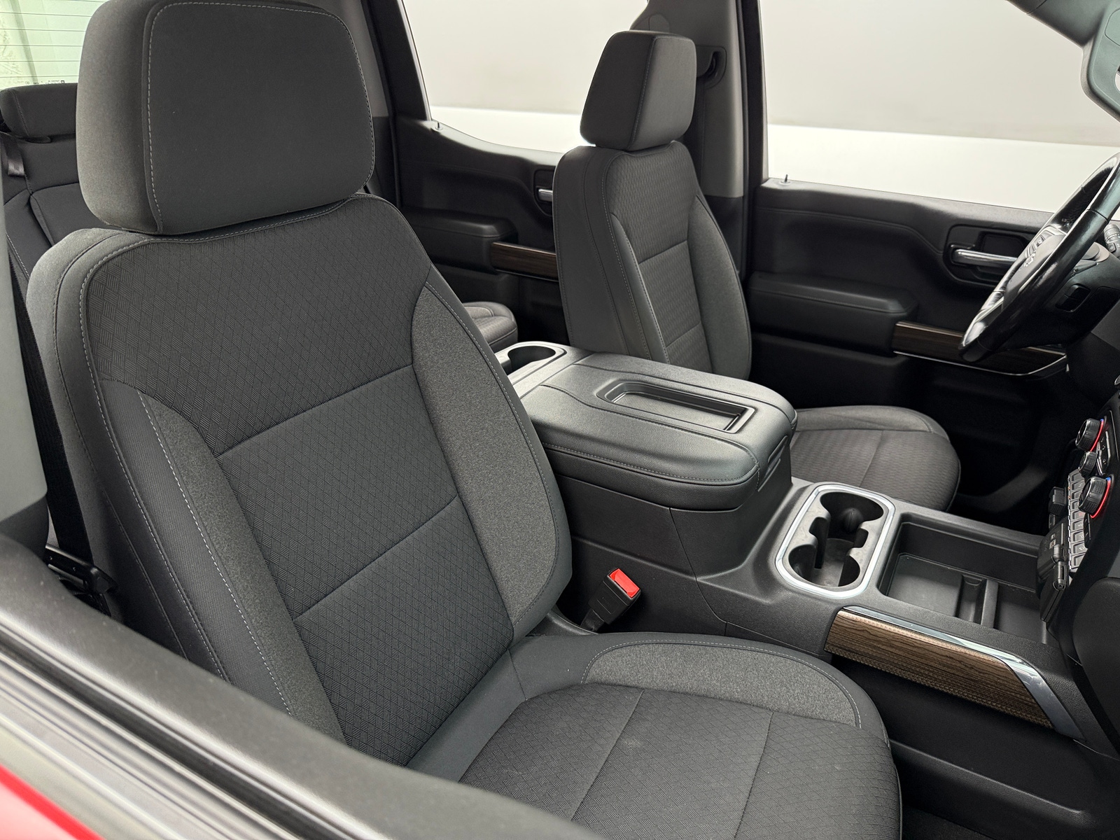 Thumbnail: 2020 Chevrolet Silverado 1500 - 2