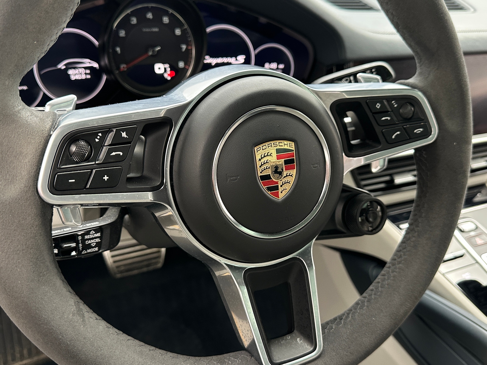 Thumbnail: 2020 Porsche  - 4