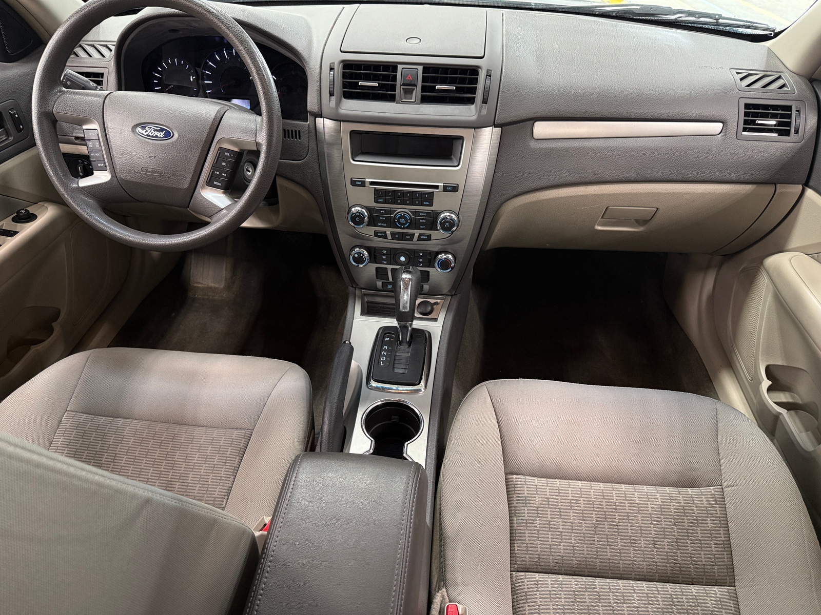 Thumbnail: 2011 Ford Fusion - 3
