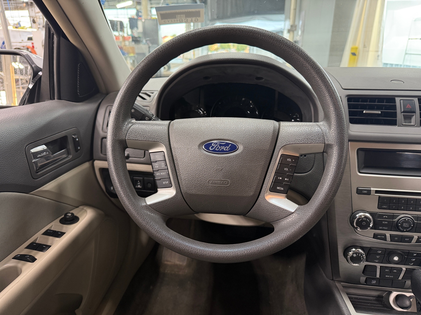 Thumbnail: 2011 Ford Fusion - 5