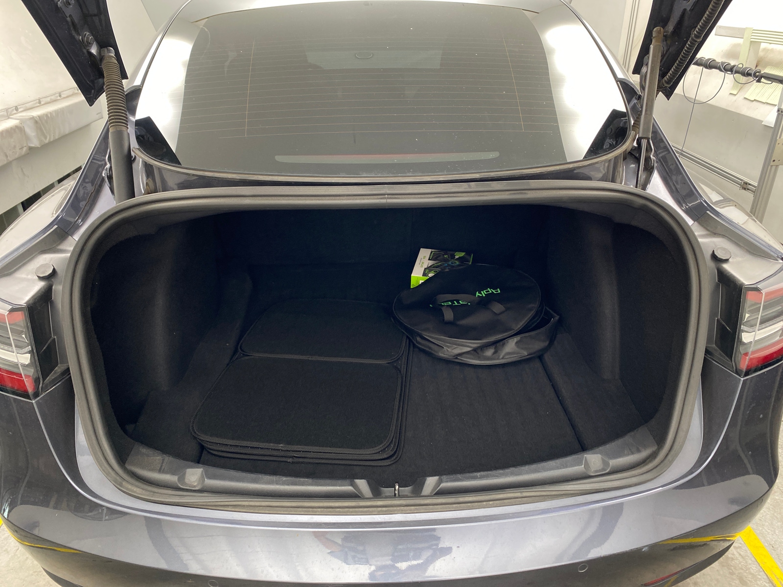 Thumbnail: 2021 Tesla Model 3 - 5