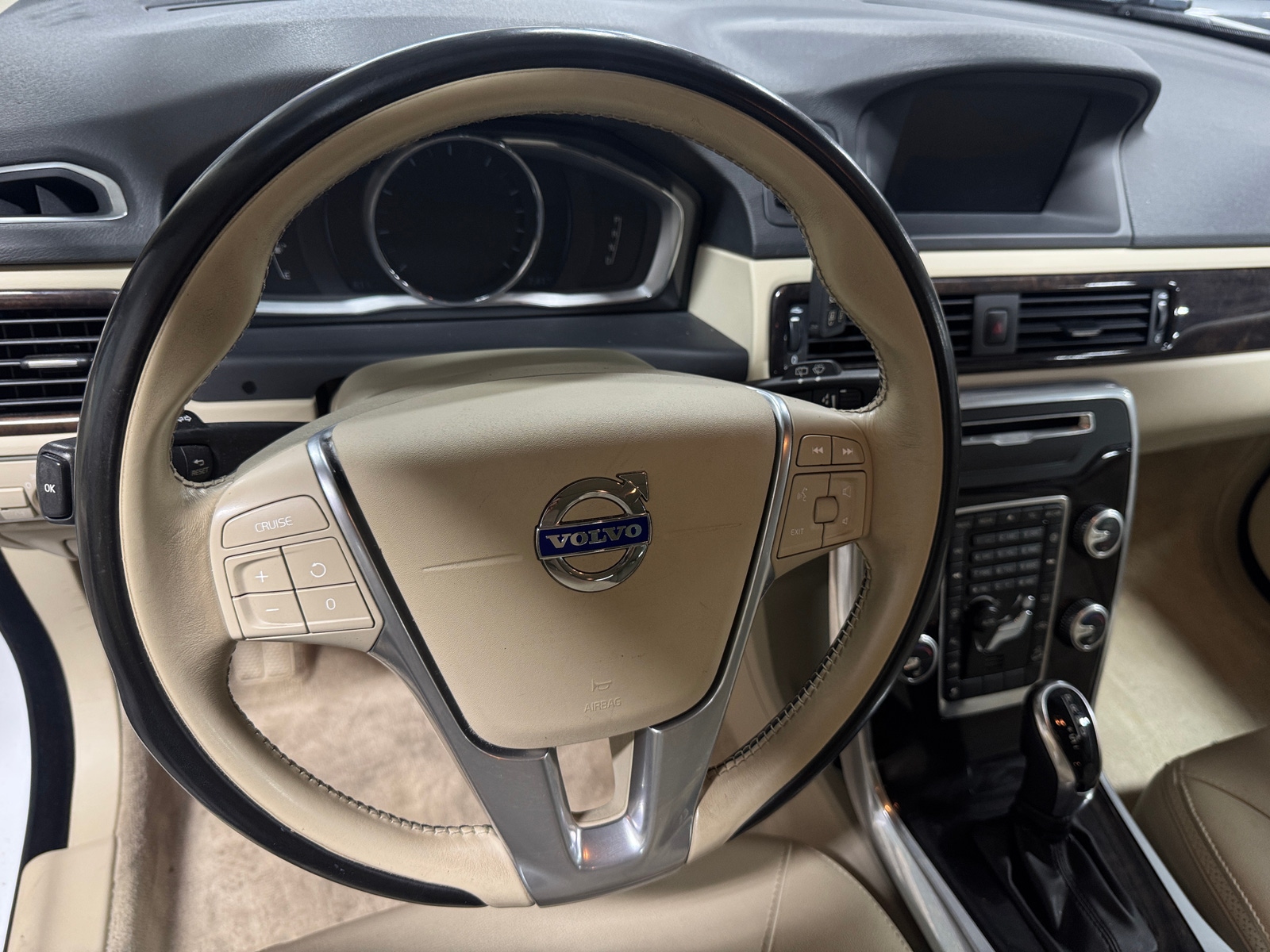 Thumbnail: 2016 Volvo XC70 - 4