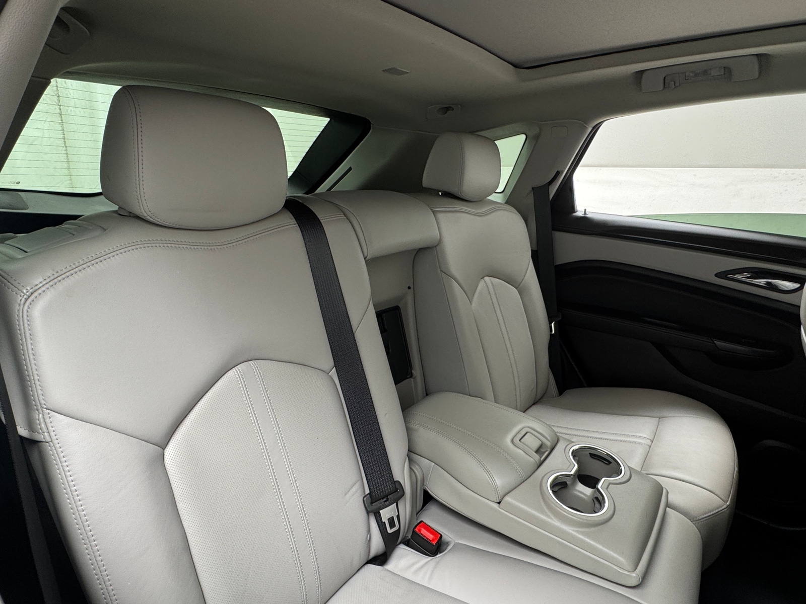 Thumbnail: 2013 Cadillac SRX - 5