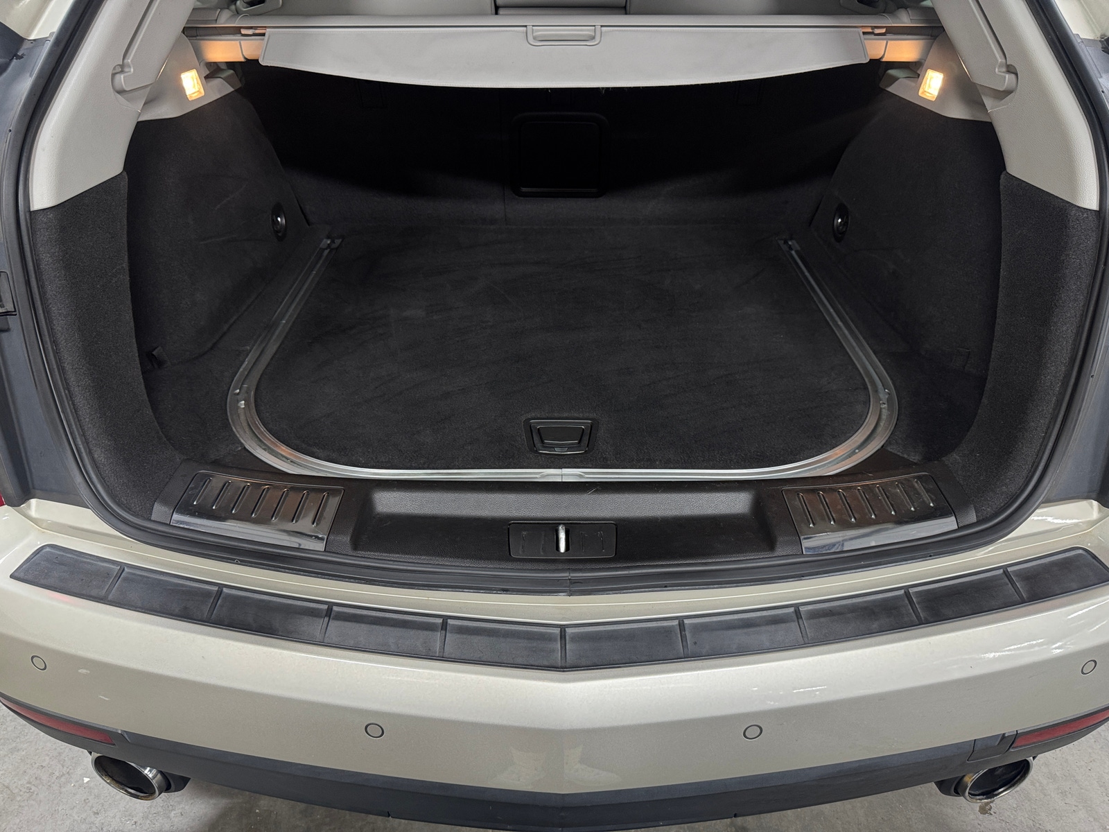 Thumbnail: 2013 Cadillac SRX - 6