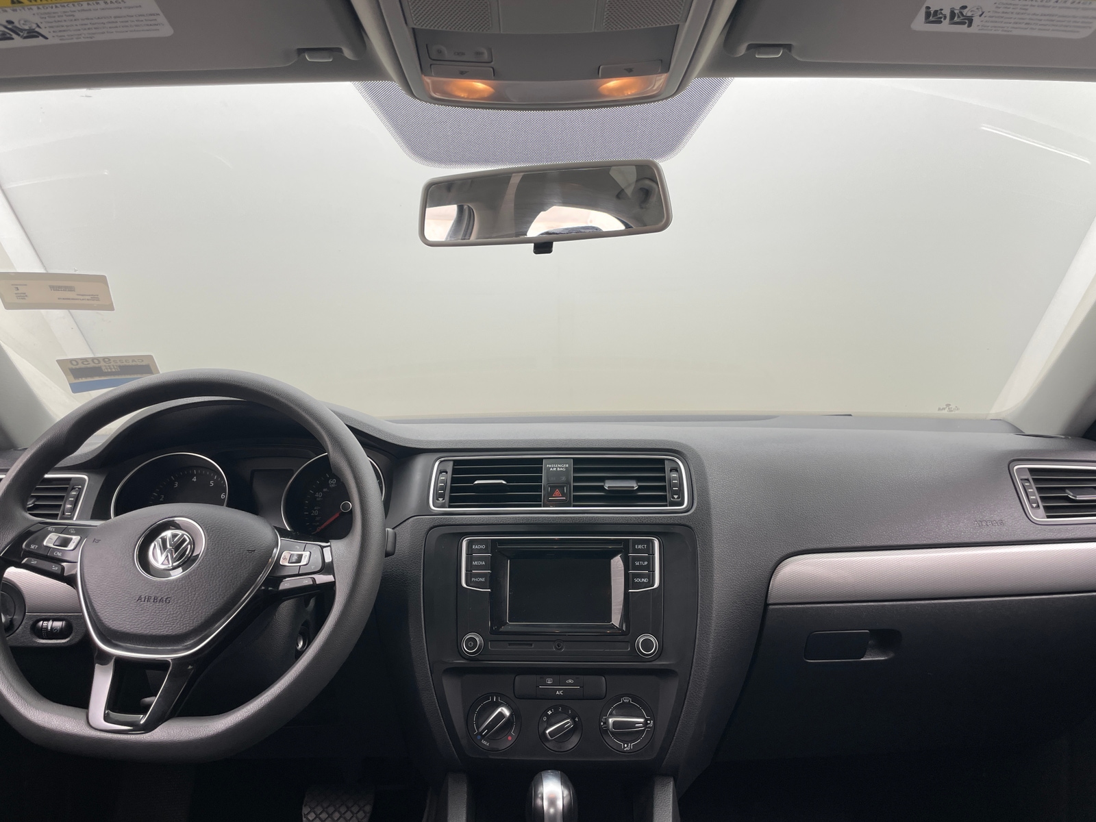Thumbnail: 2017 Volkswagen Jetta - 3