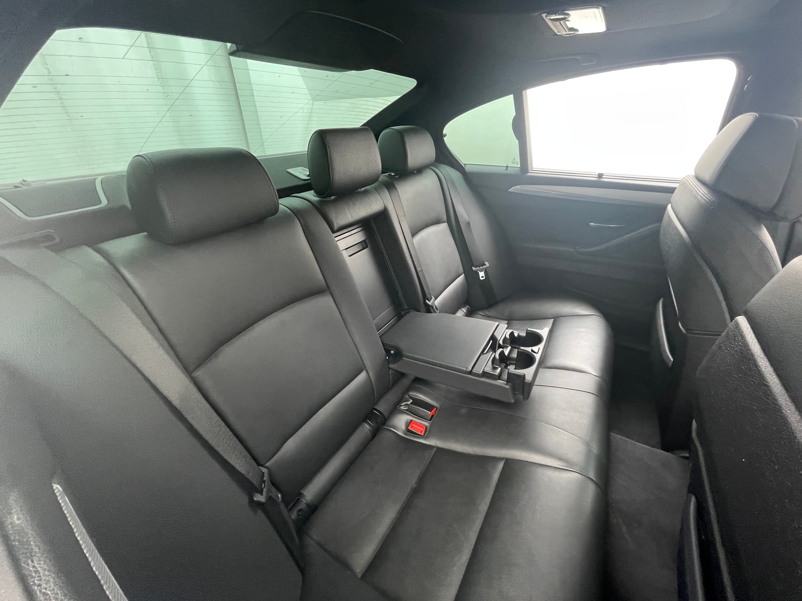 Thumbnail: 2011 BMW 5 Series - 5
