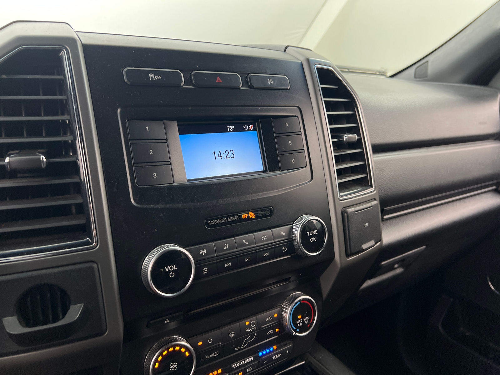 Thumbnail: 2018 Ford Expedition MAX - 4