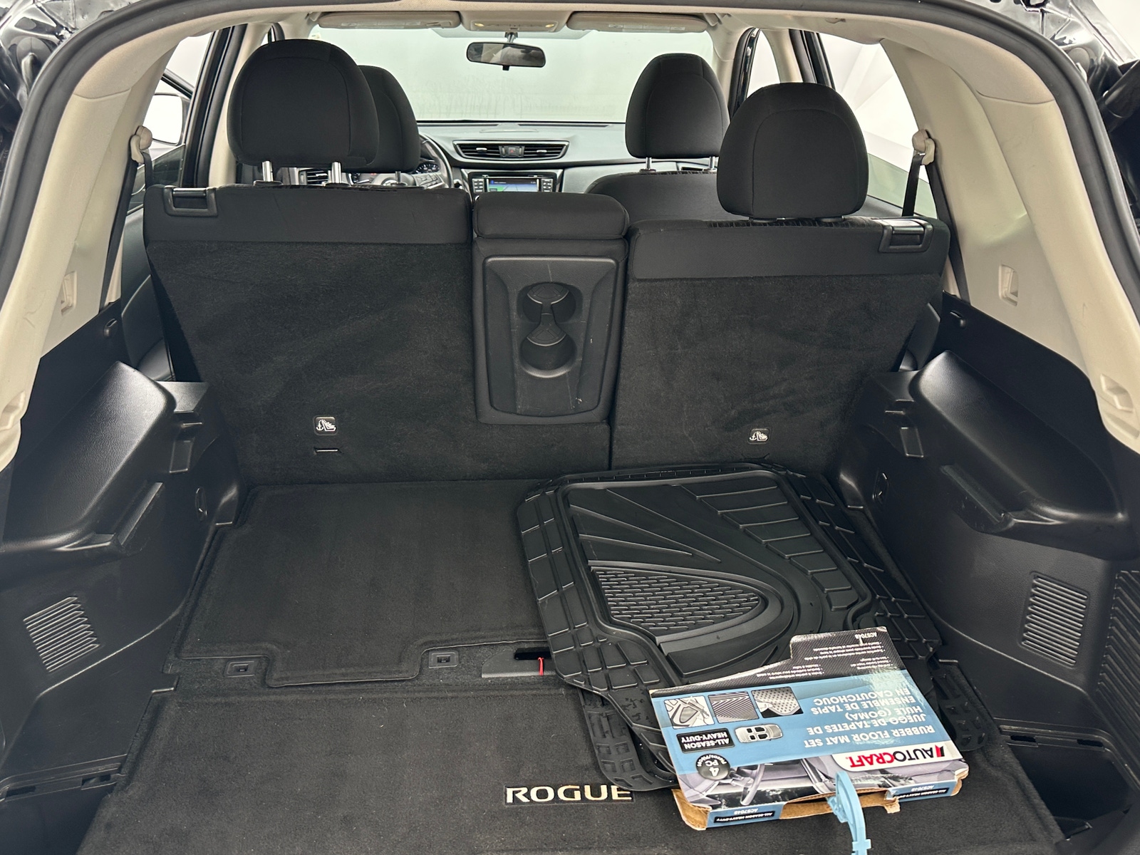 Thumbnail: 2017 Nissan Rogue - 7