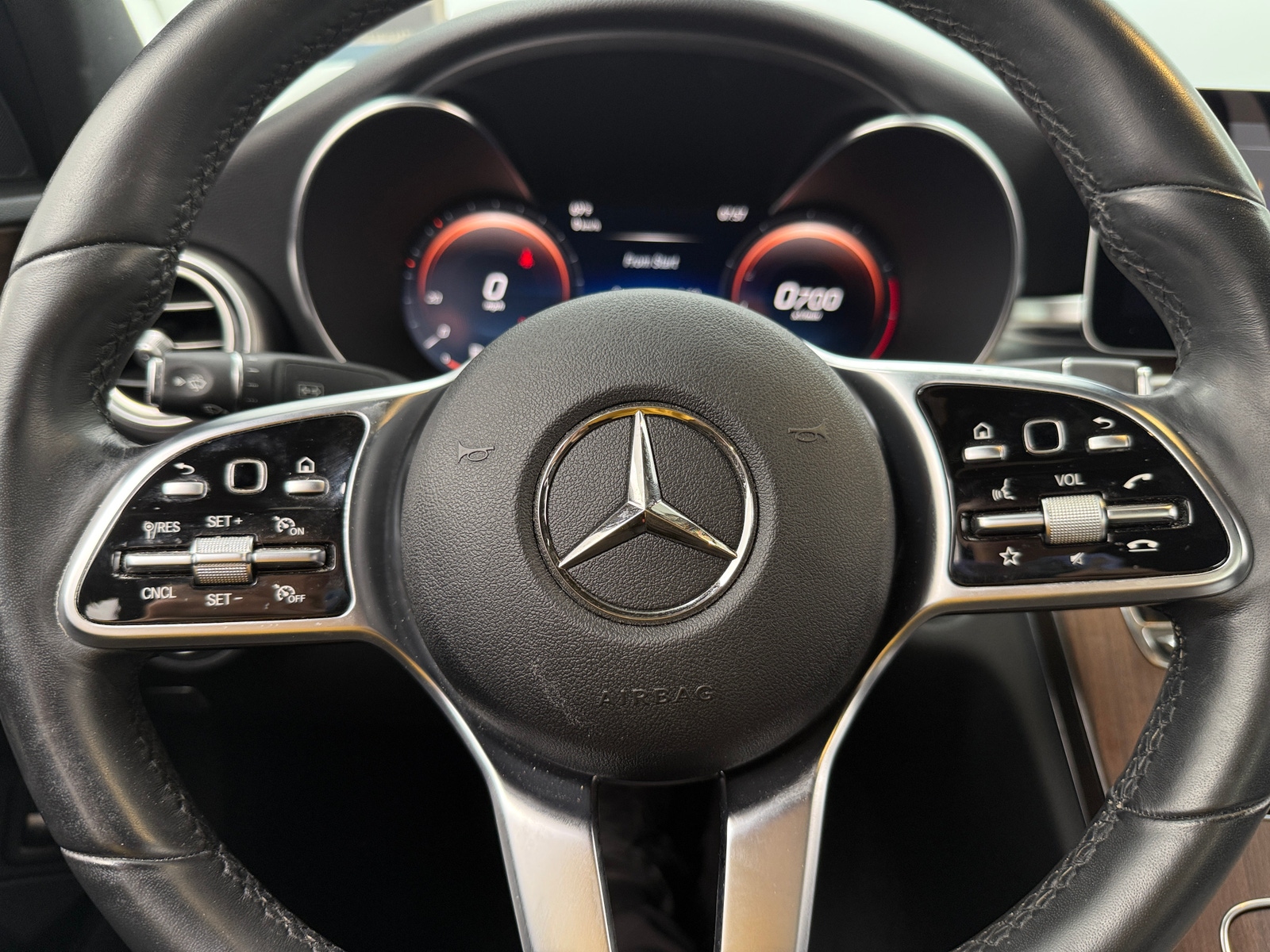 Thumbnail: 2020 Mercedes-Benz C-Class - 4