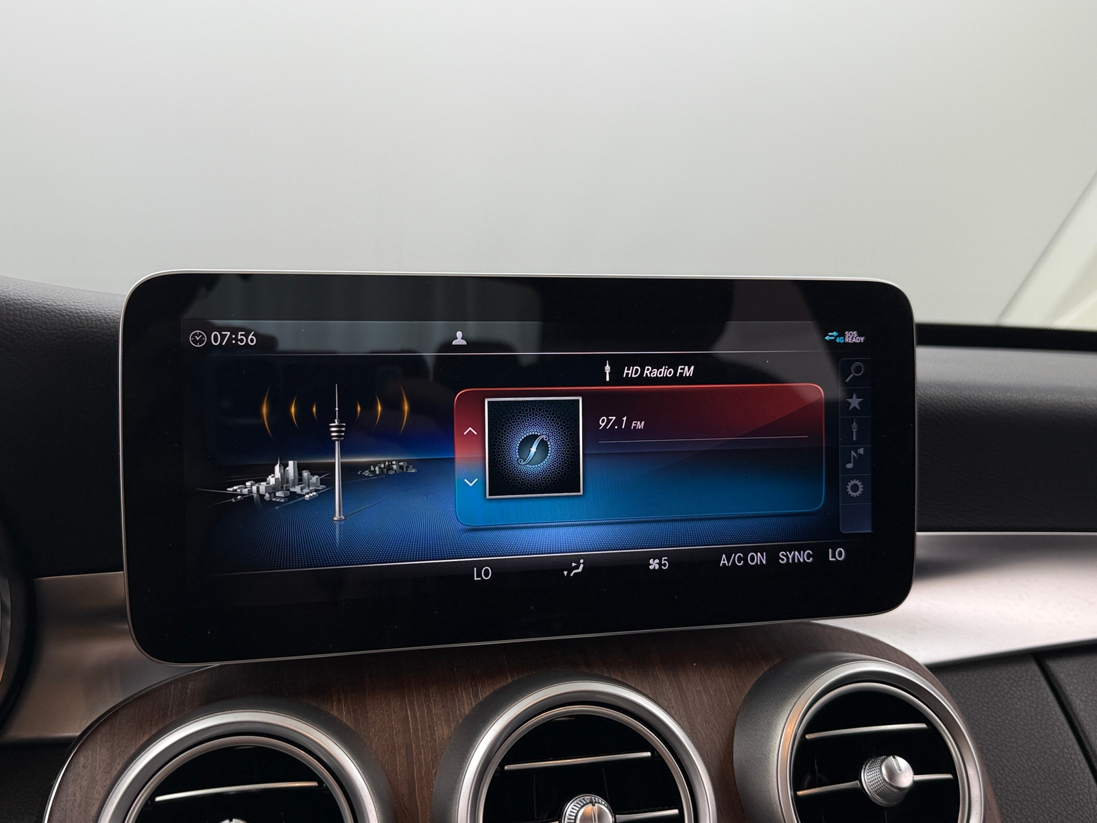 Thumbnail: 2020 Mercedes-Benz C-Class - 3