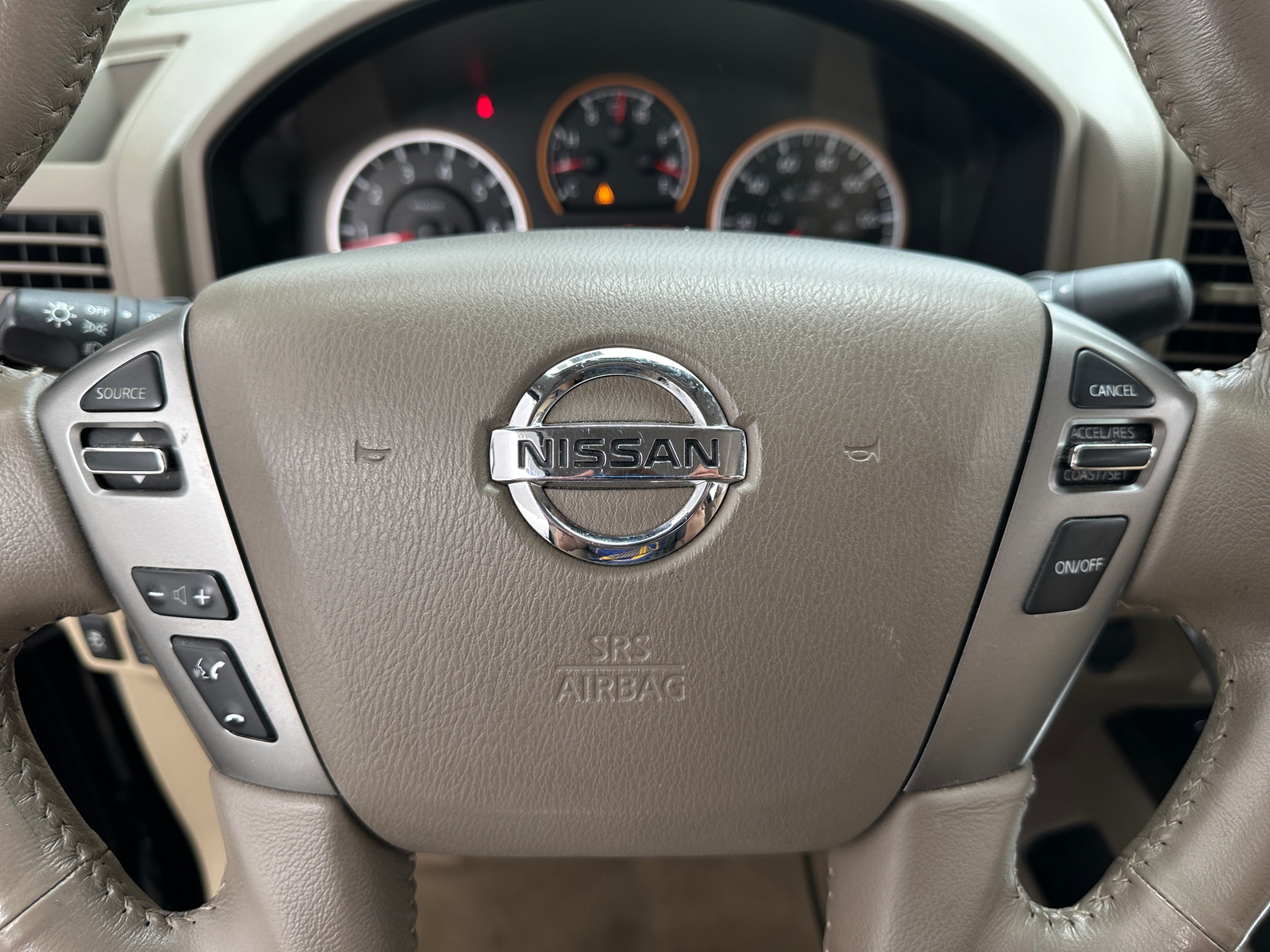 Thumbnail: 2015 Nissan Titan - 5