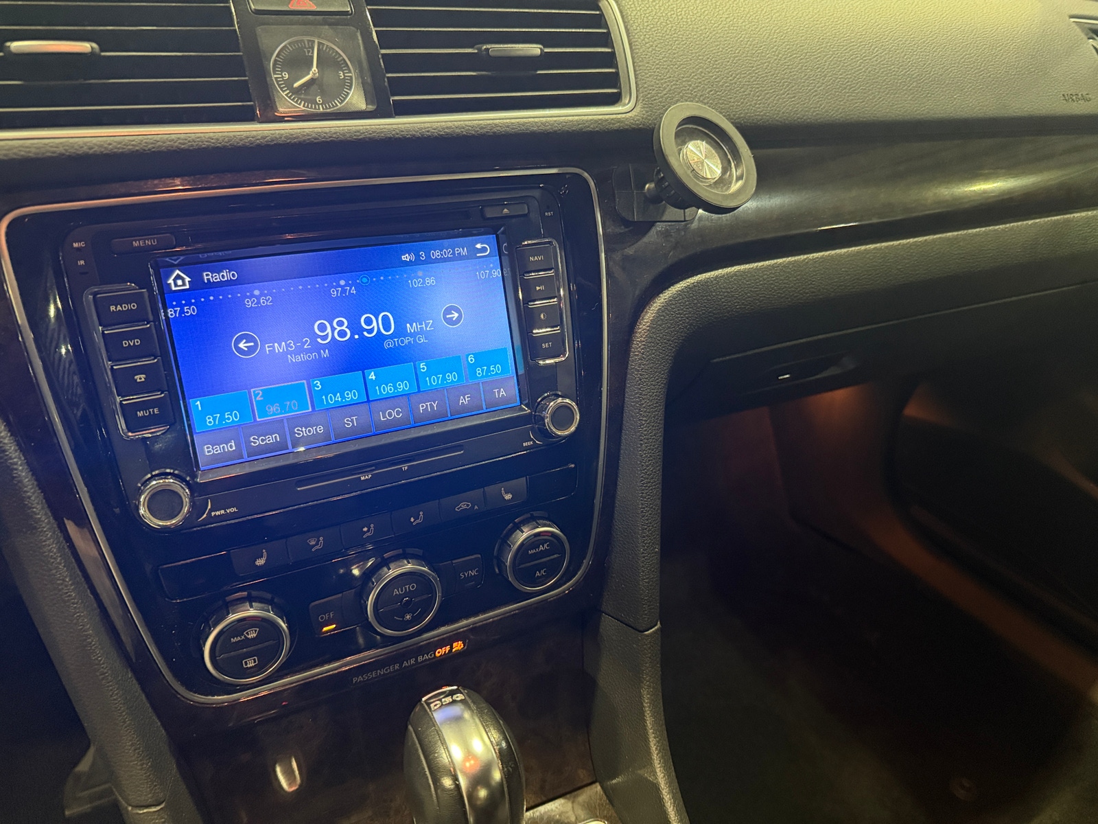 Thumbnail: 2014 Volkswagen Passat - 3