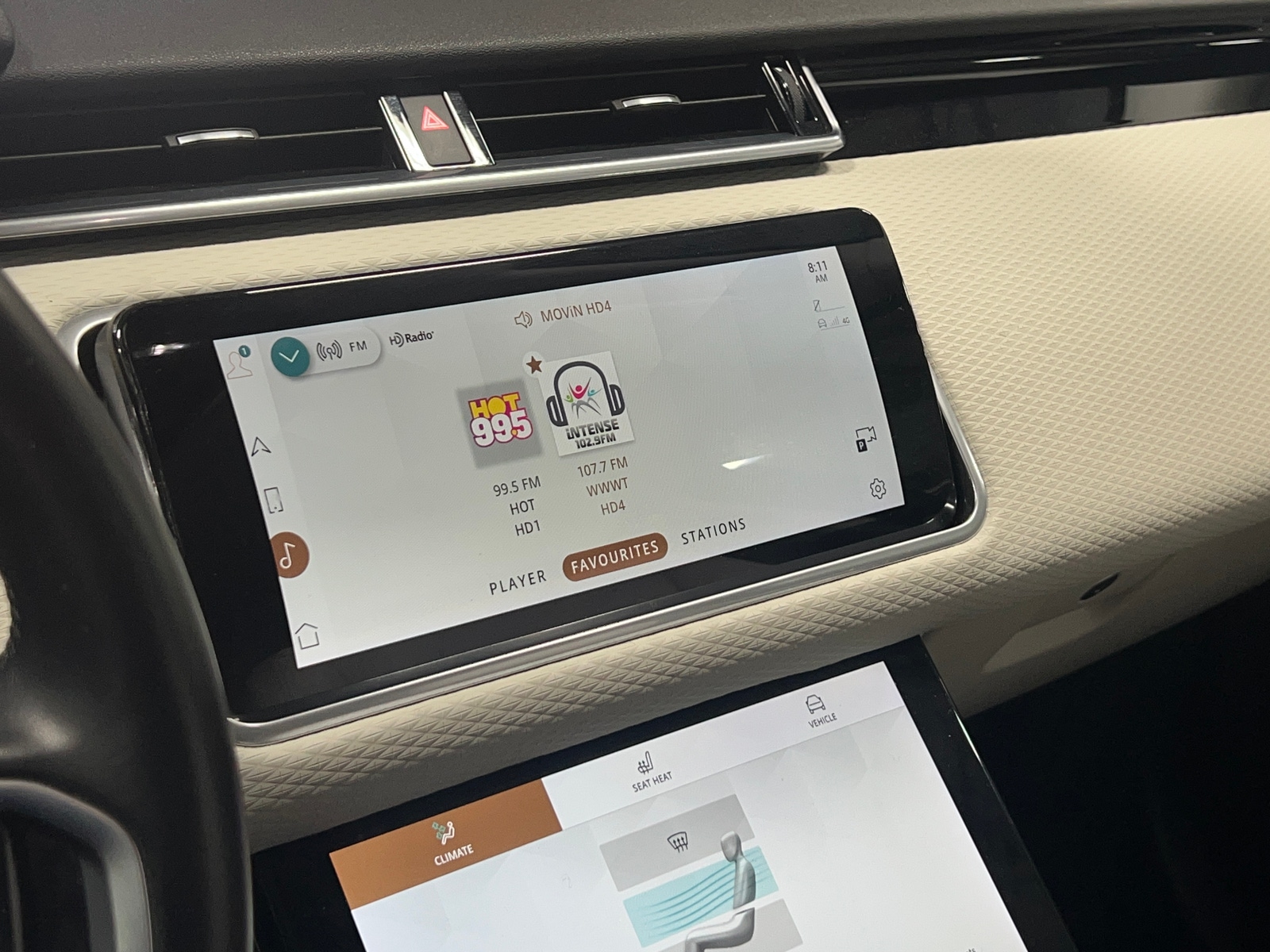 Thumbnail: 2021 Land Rover Range Rover Velar - 3