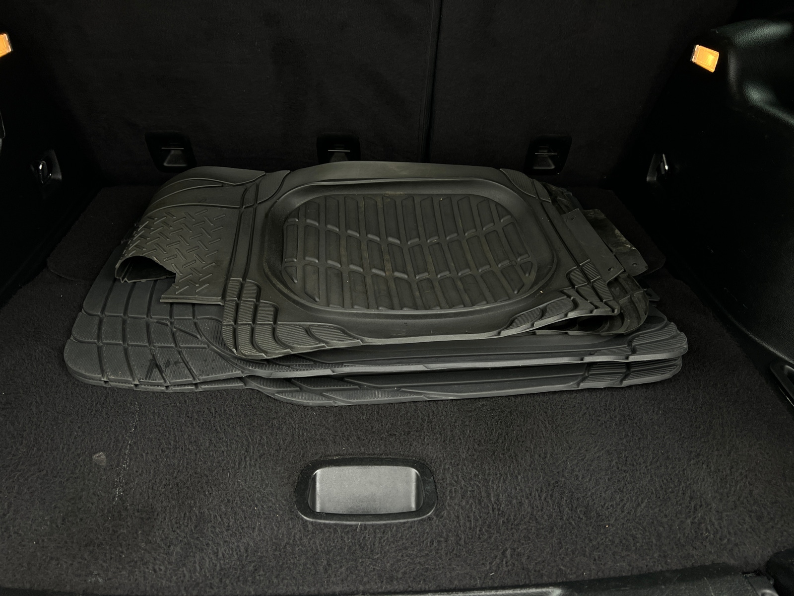Thumbnail: 2018 Jeep Cherokee - 7
