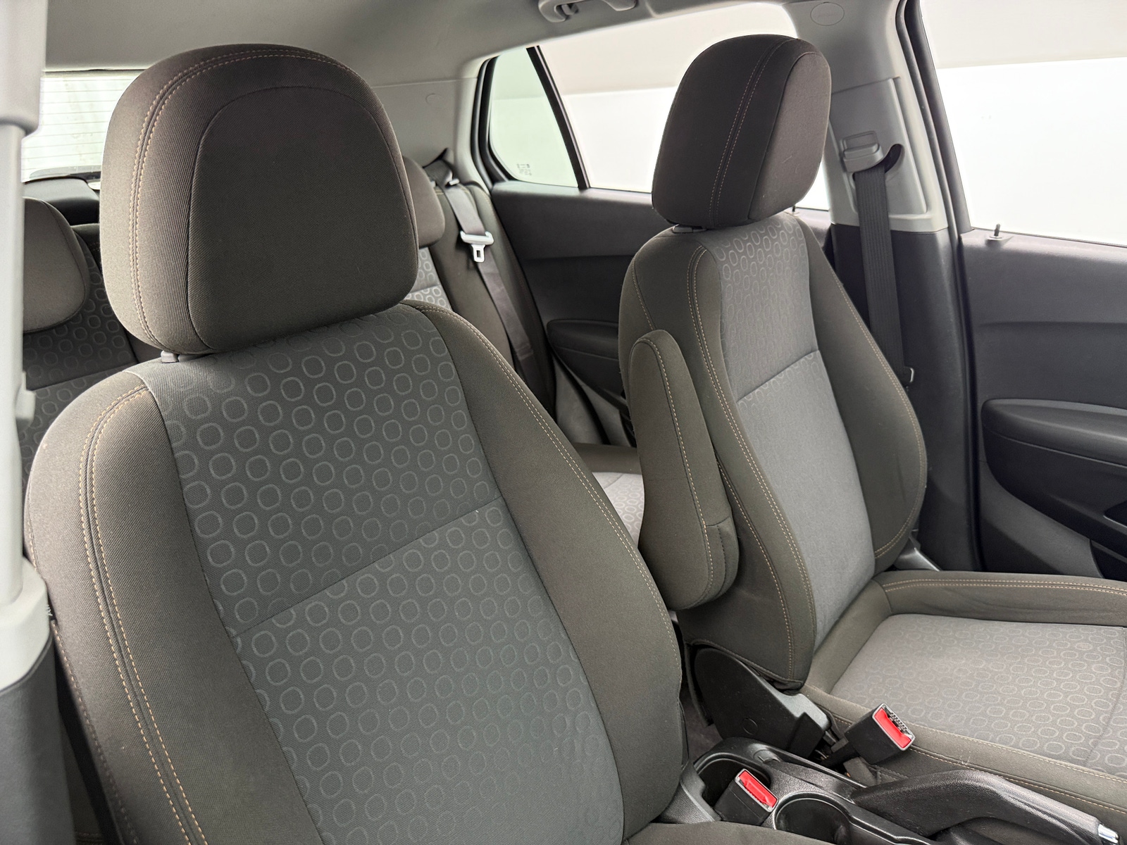 Thumbnail: 2020 Chevrolet Trax - 2