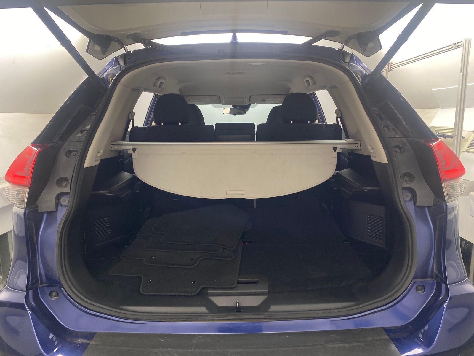 Thumbnail: 2020 Nissan Rogue - 7