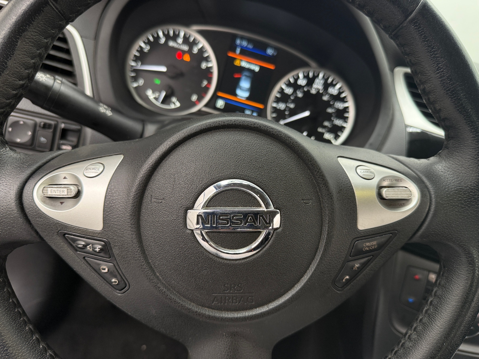 Thumbnail: 2019 Nissan Sentra - 5