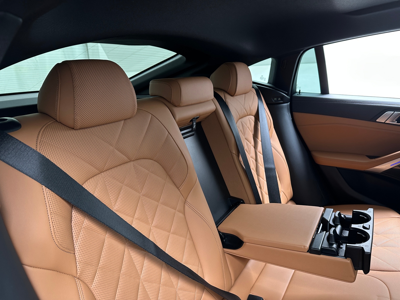 Thumbnail: 2023 BMW X6 - 6