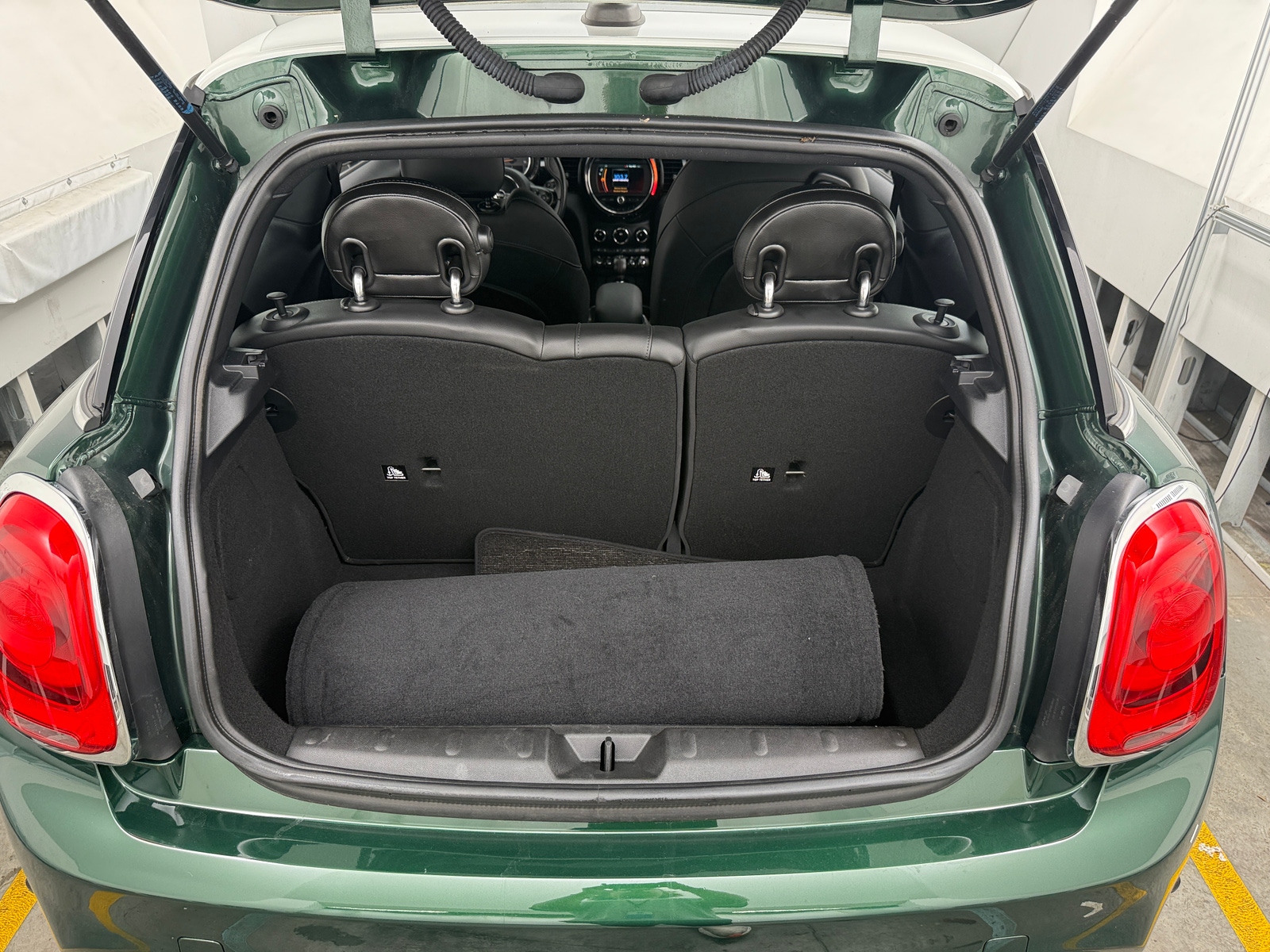 Thumbnail: 2019 MINI Cooper Hardtop - 6