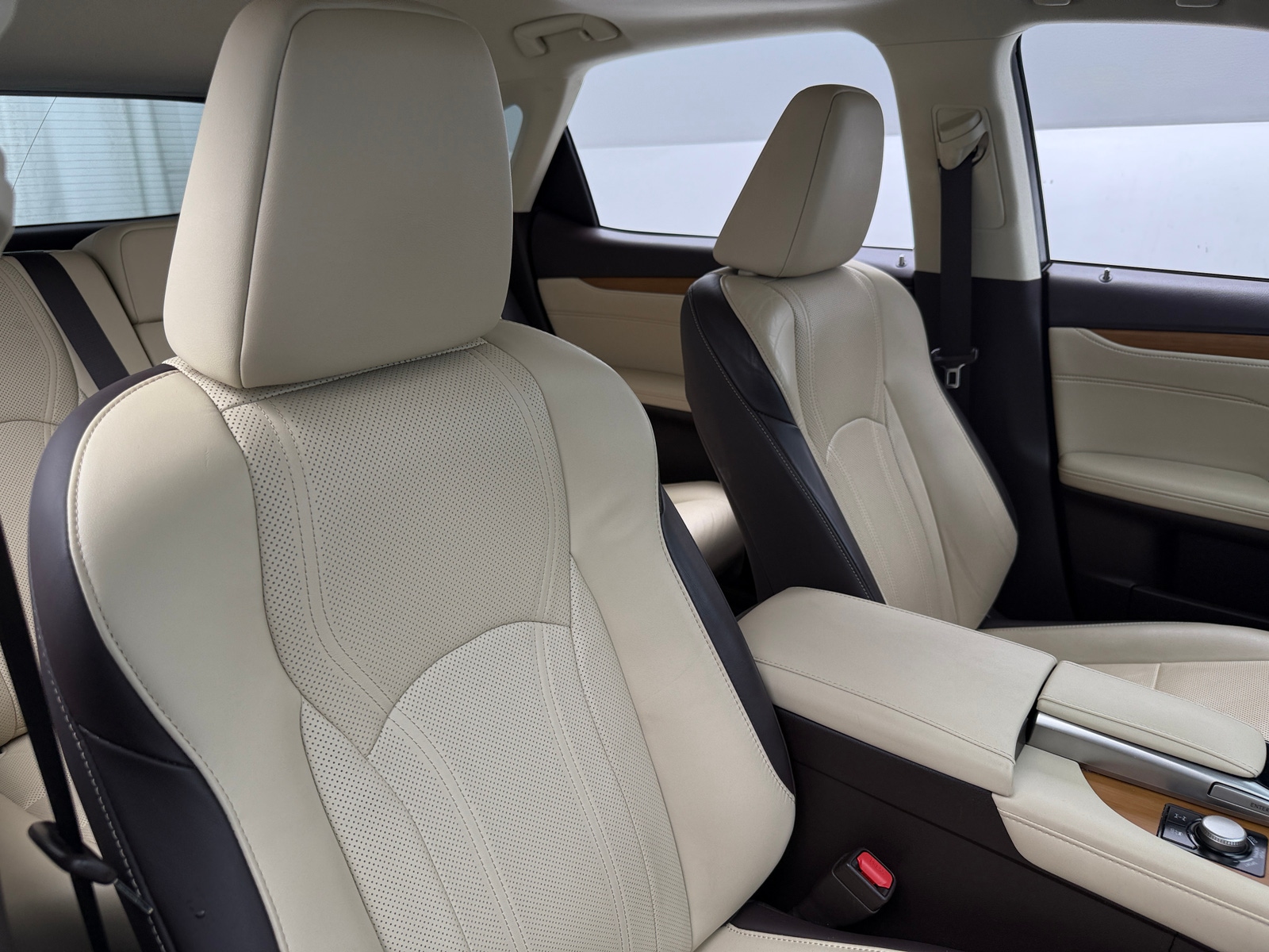 Thumbnail: 2019 Lexus RX - 2