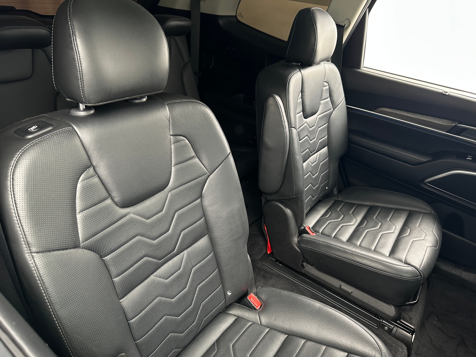Thumbnail: 2020 Kia Telluride - 5