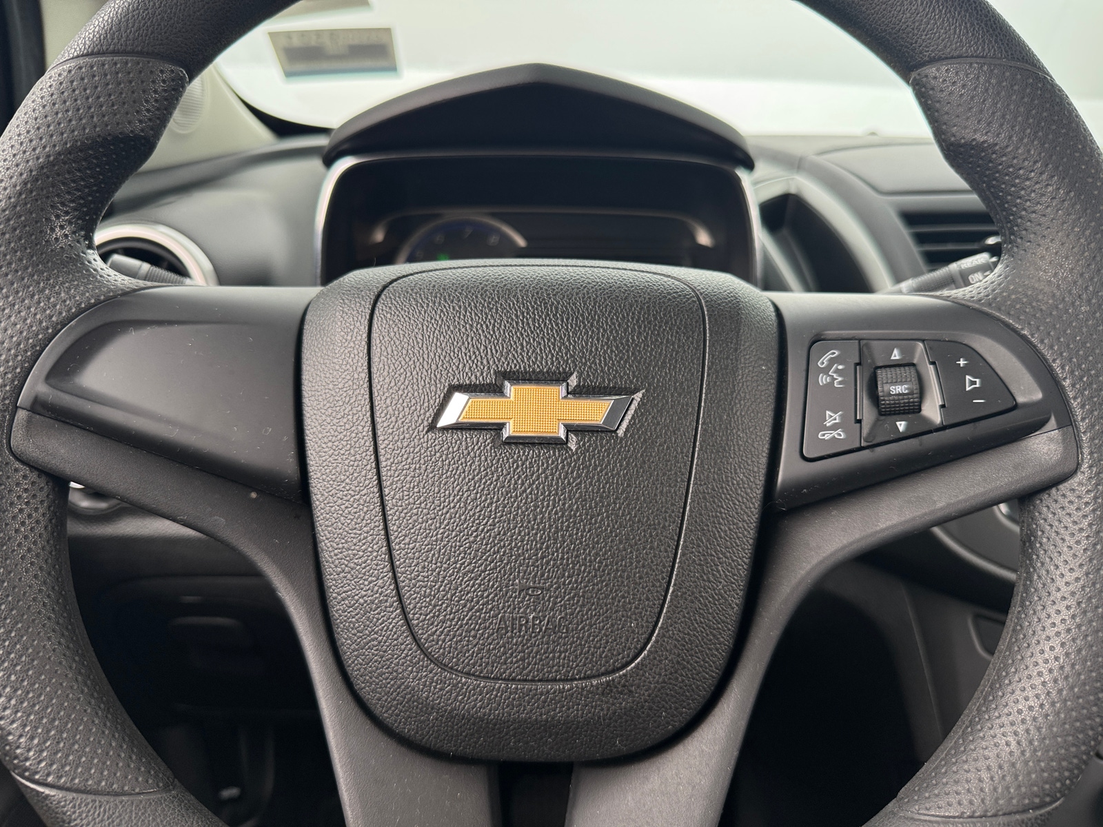 Thumbnail: 2016 Chevrolet Trax - 5