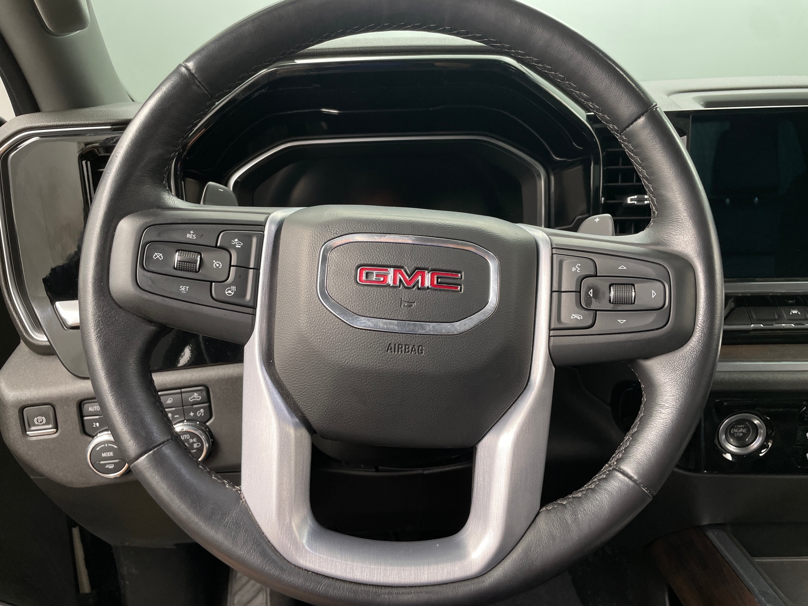 Thumbnail: 2022 GMC Sierra 1500 - 4