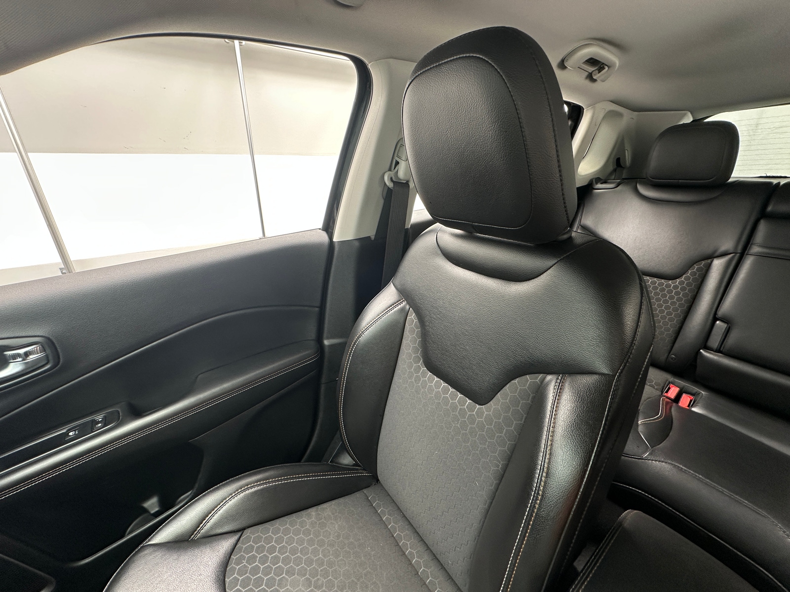 Thumbnail: 2018 Jeep Compass - 2