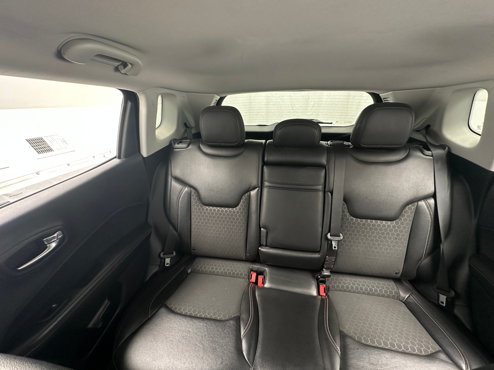 Thumbnail: 2018 Jeep Compass - 6