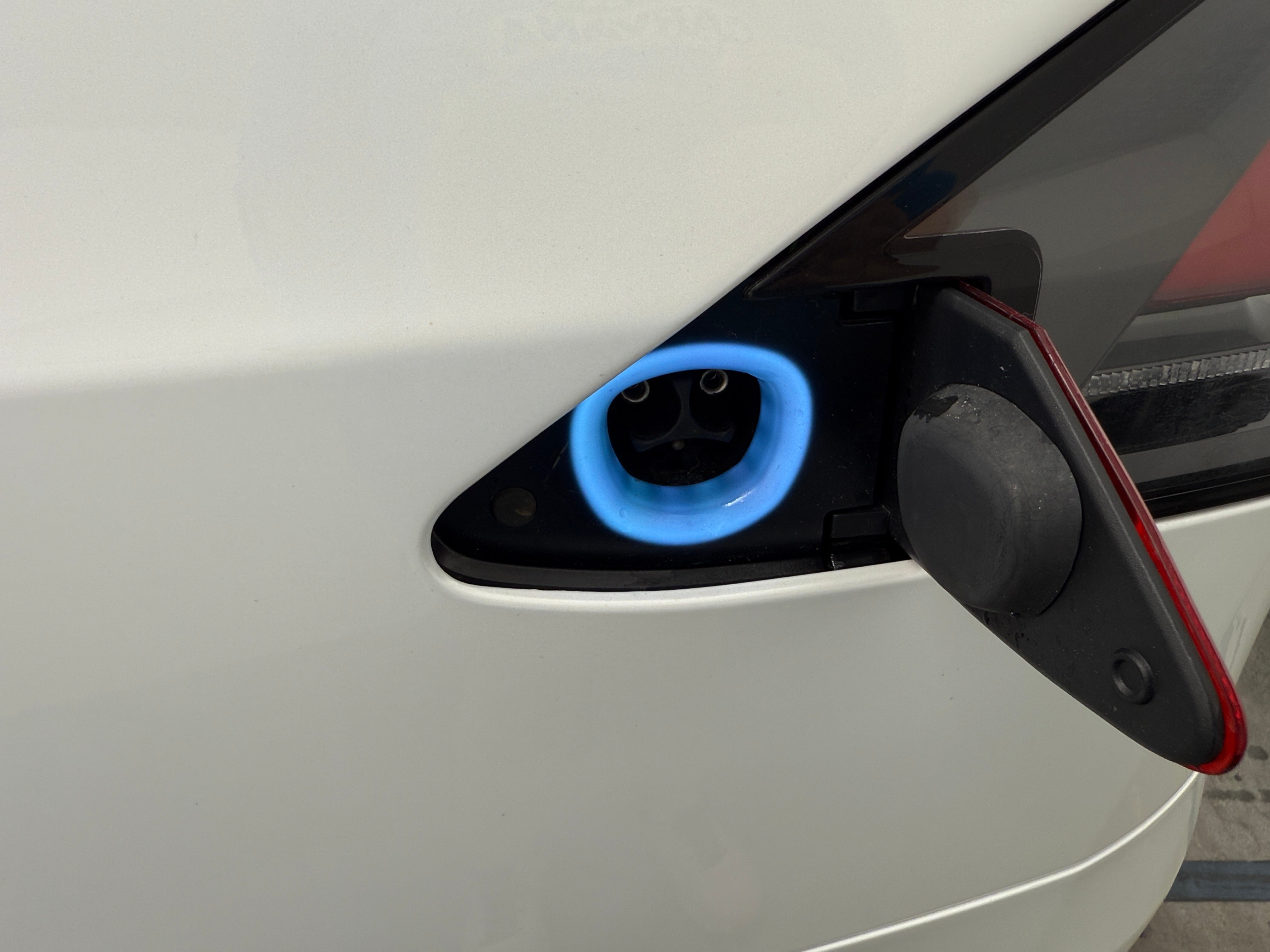 Used 2017 Tesla Model X 100D with VIN 5YJXCDE23HF074484 for sale in Auburn, WA