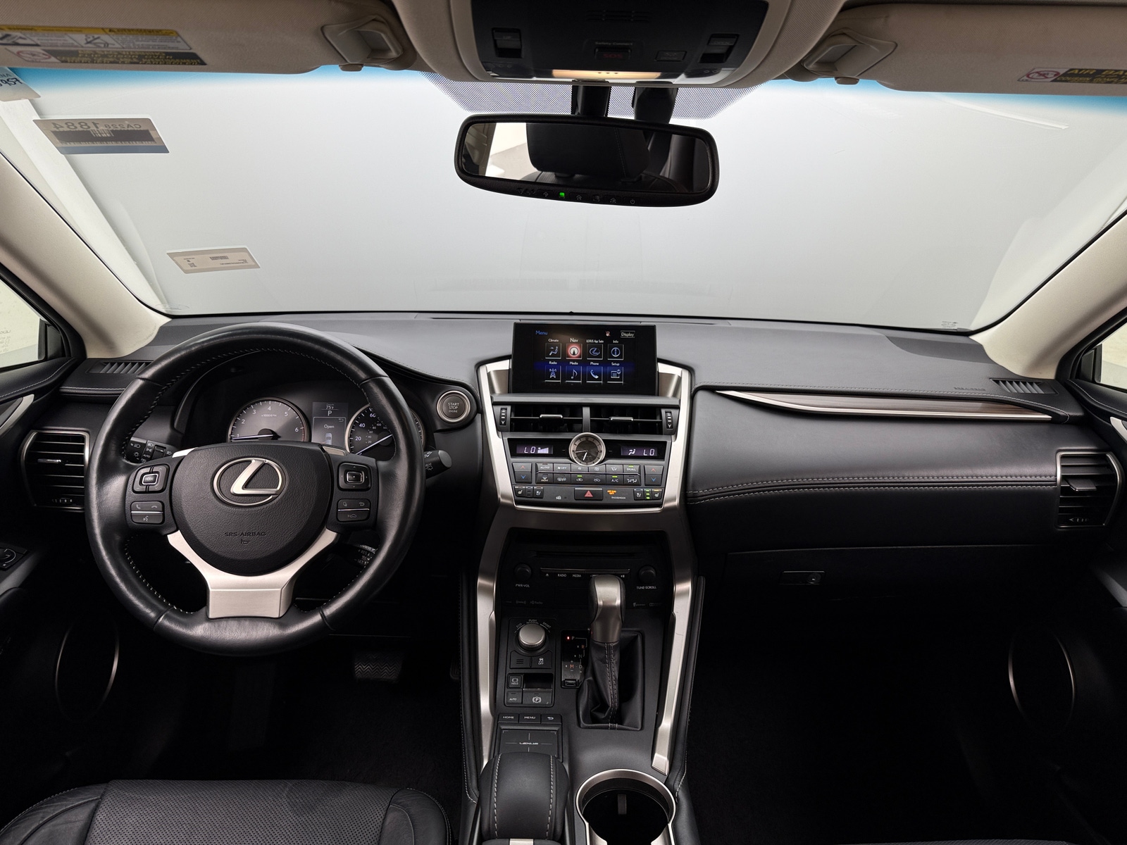 Thumbnail: 2015 Lexus NX - 3