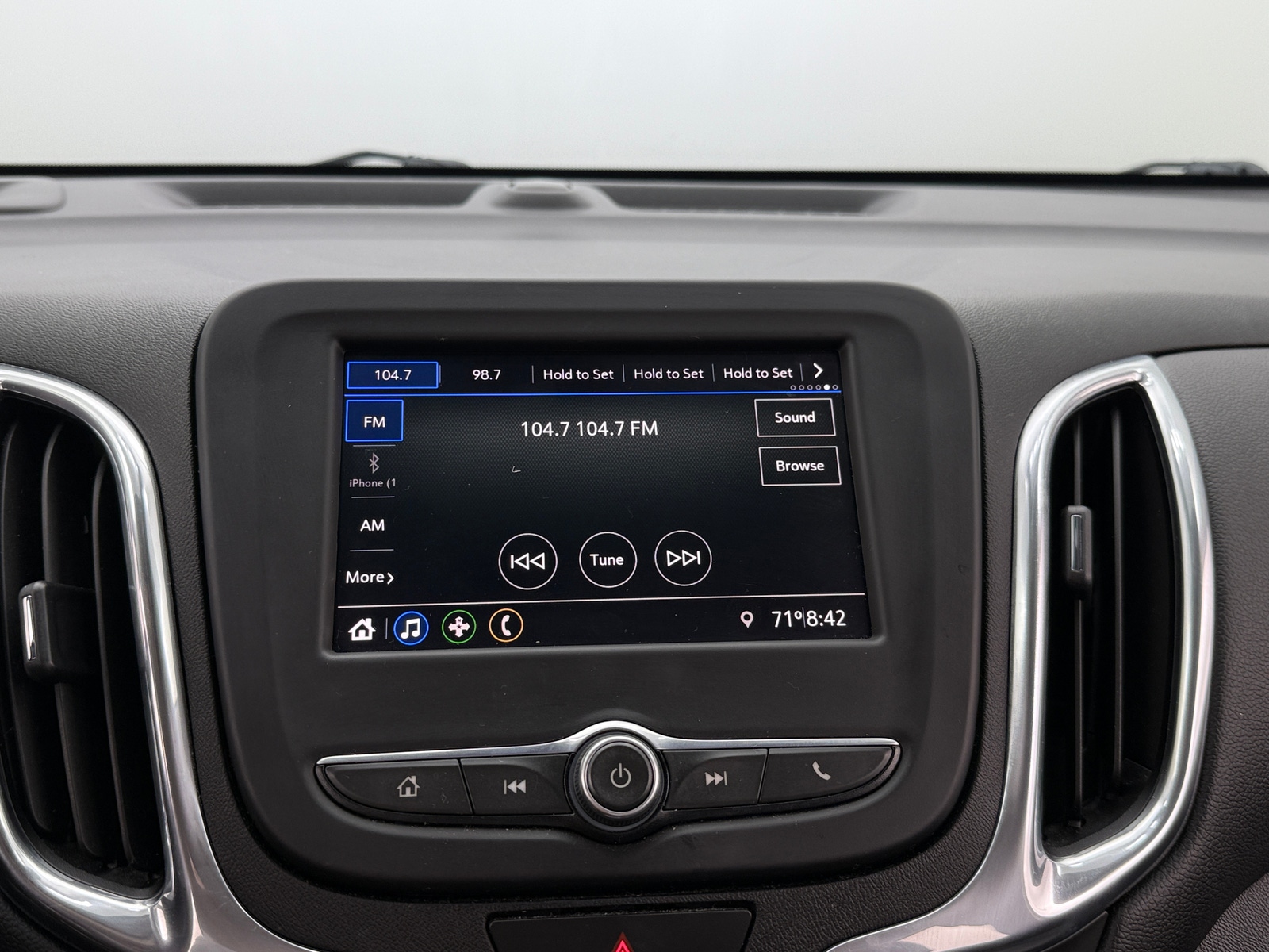 Thumbnail: 2020 Chevrolet Equinox - 4