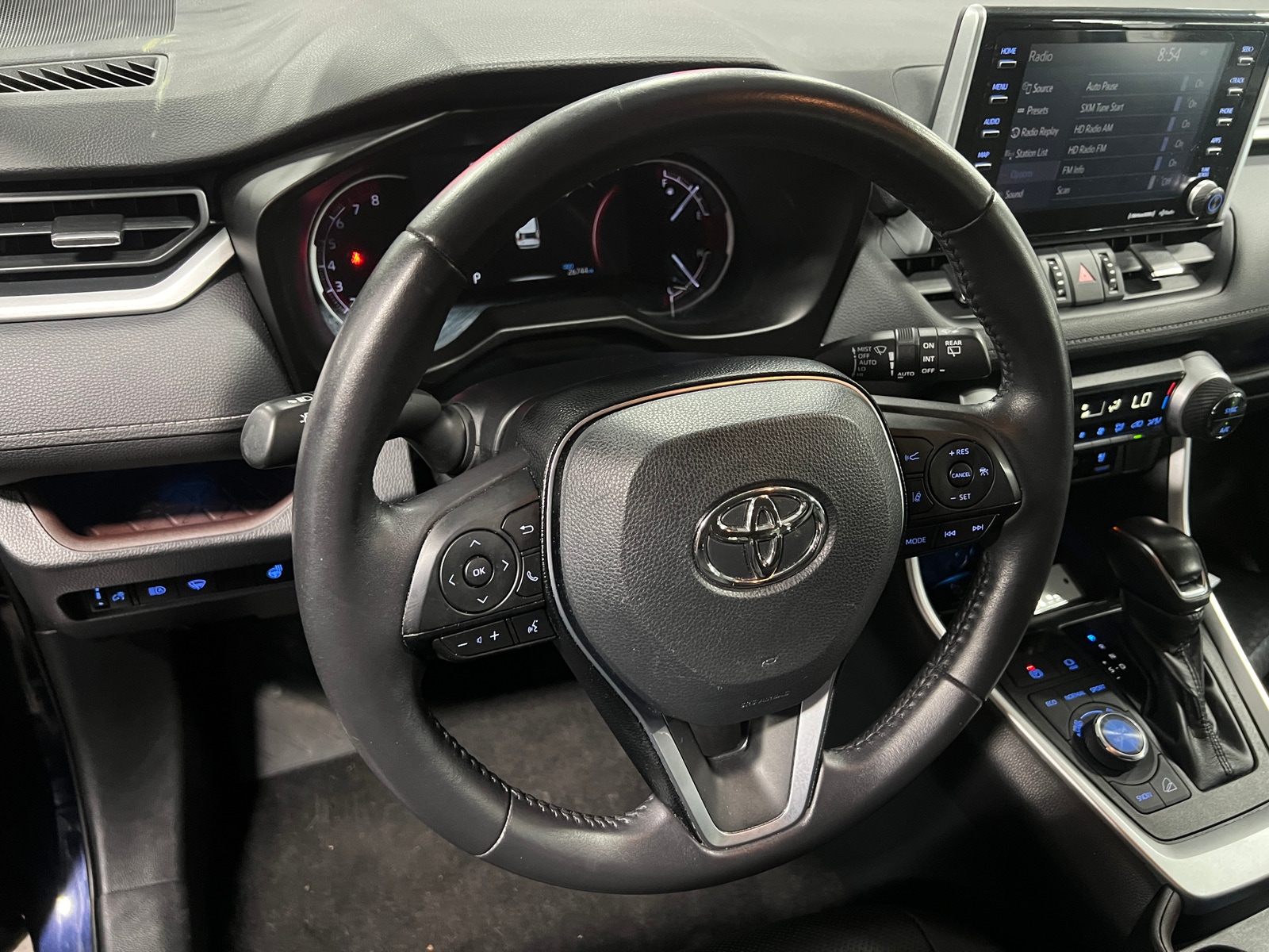 Thumbnail: 2019 Toyota RAV4 - 4
