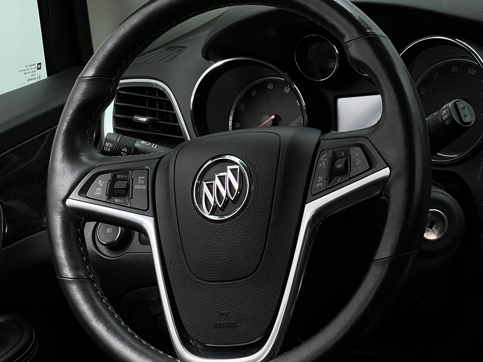 Thumbnail: 2014 Buick Encore - 4
