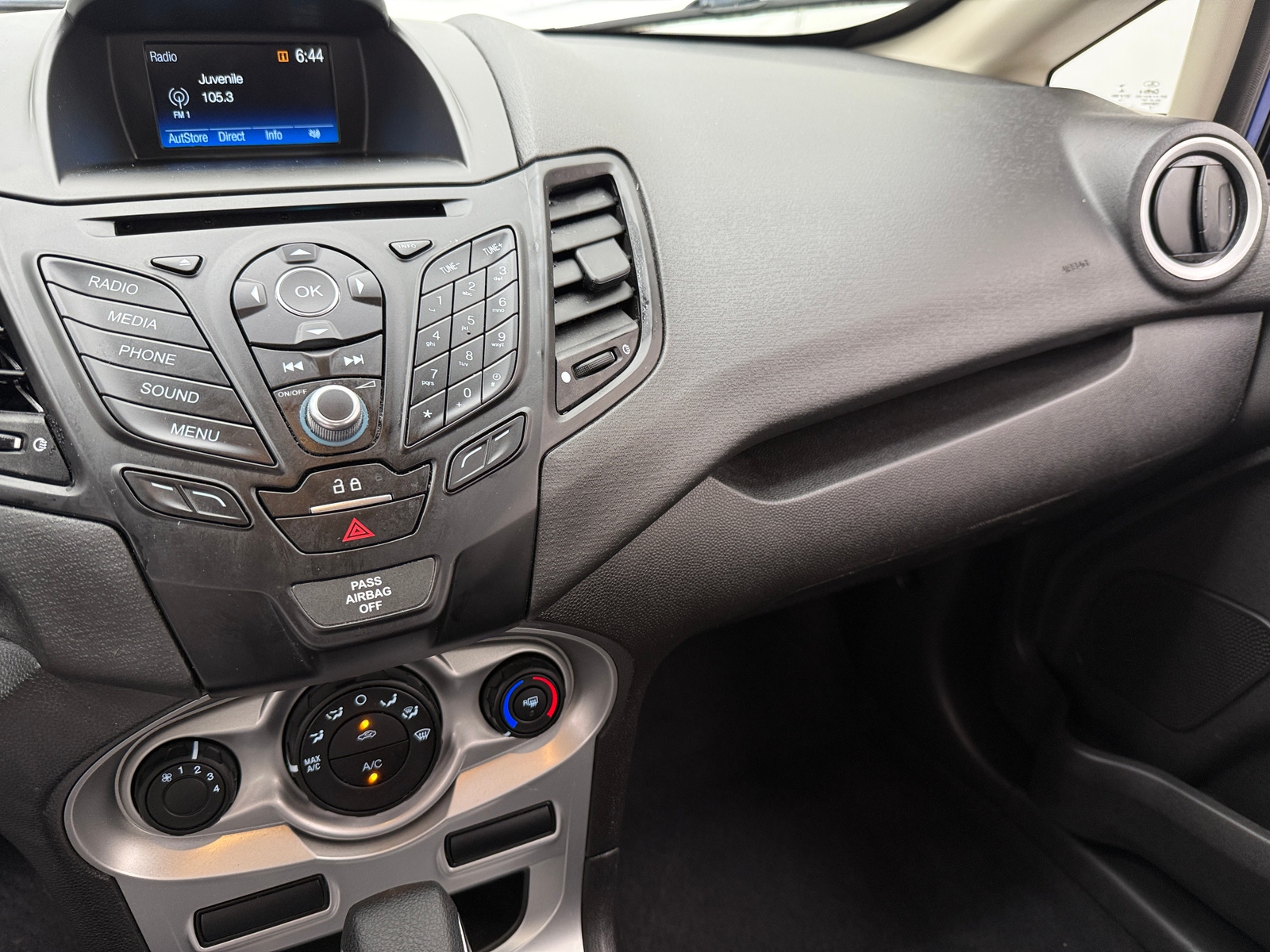Thumbnail: 2019 Ford Fiesta - 4