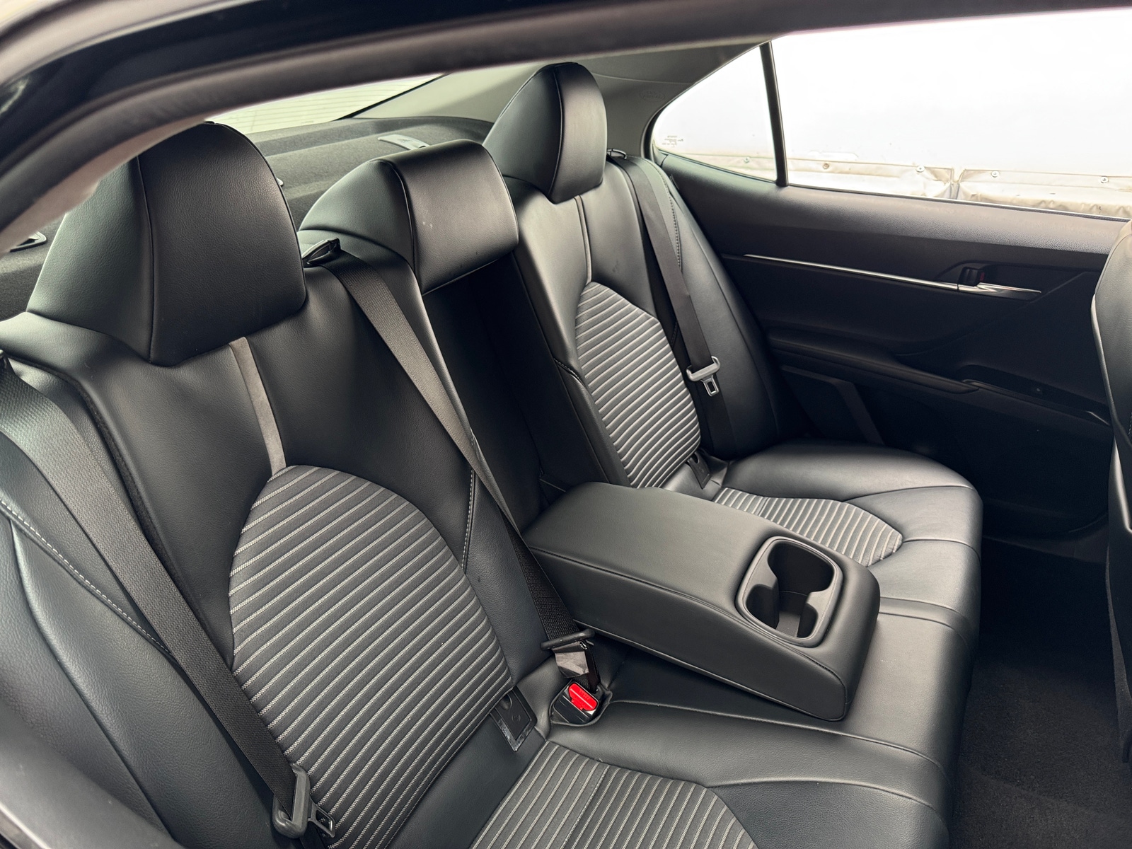 Thumbnail: 2020 Toyota Camry - 6