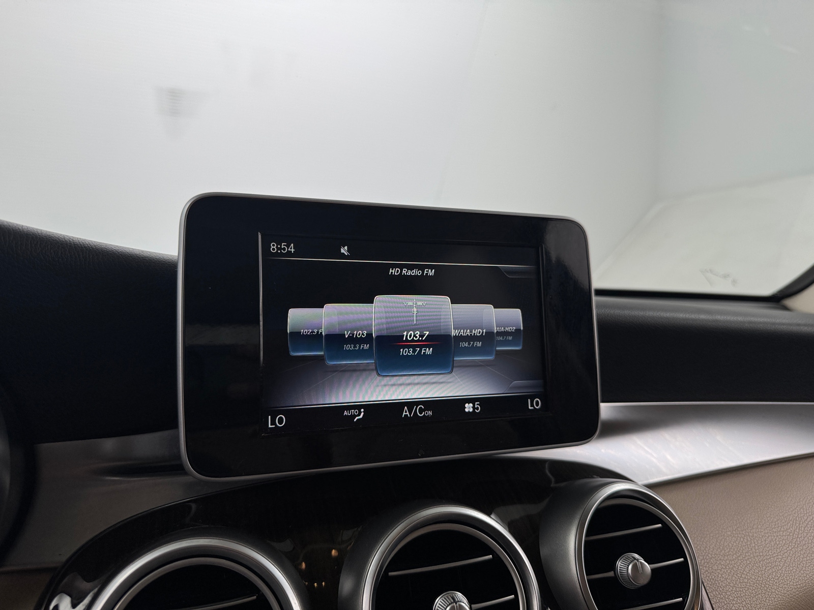 Thumbnail: 2019 Mercedes-Benz GLC - 4